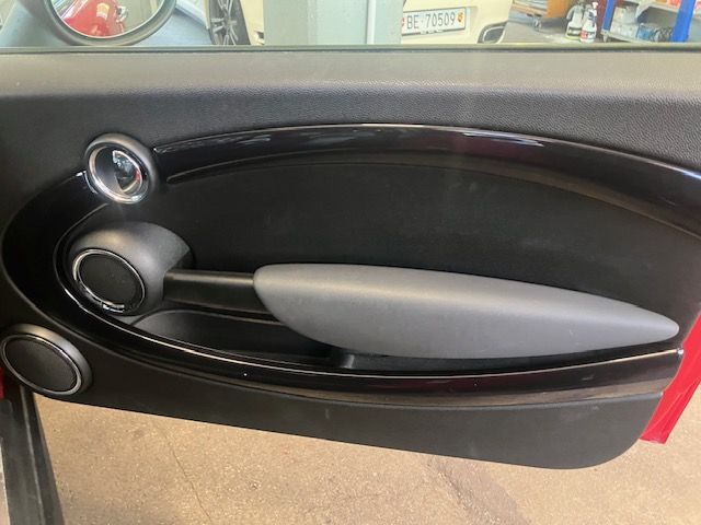 MINI Cooper S-image-13