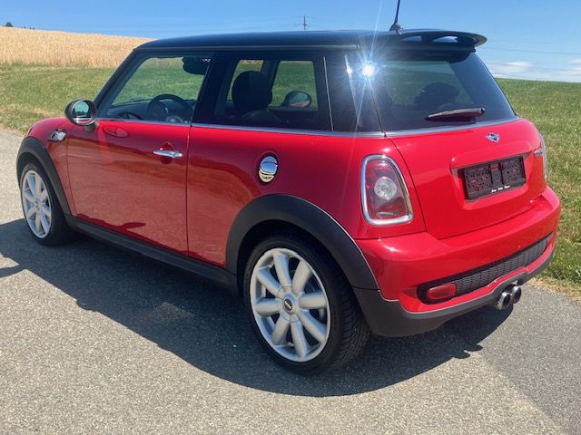 MINI Cooper S-image-2