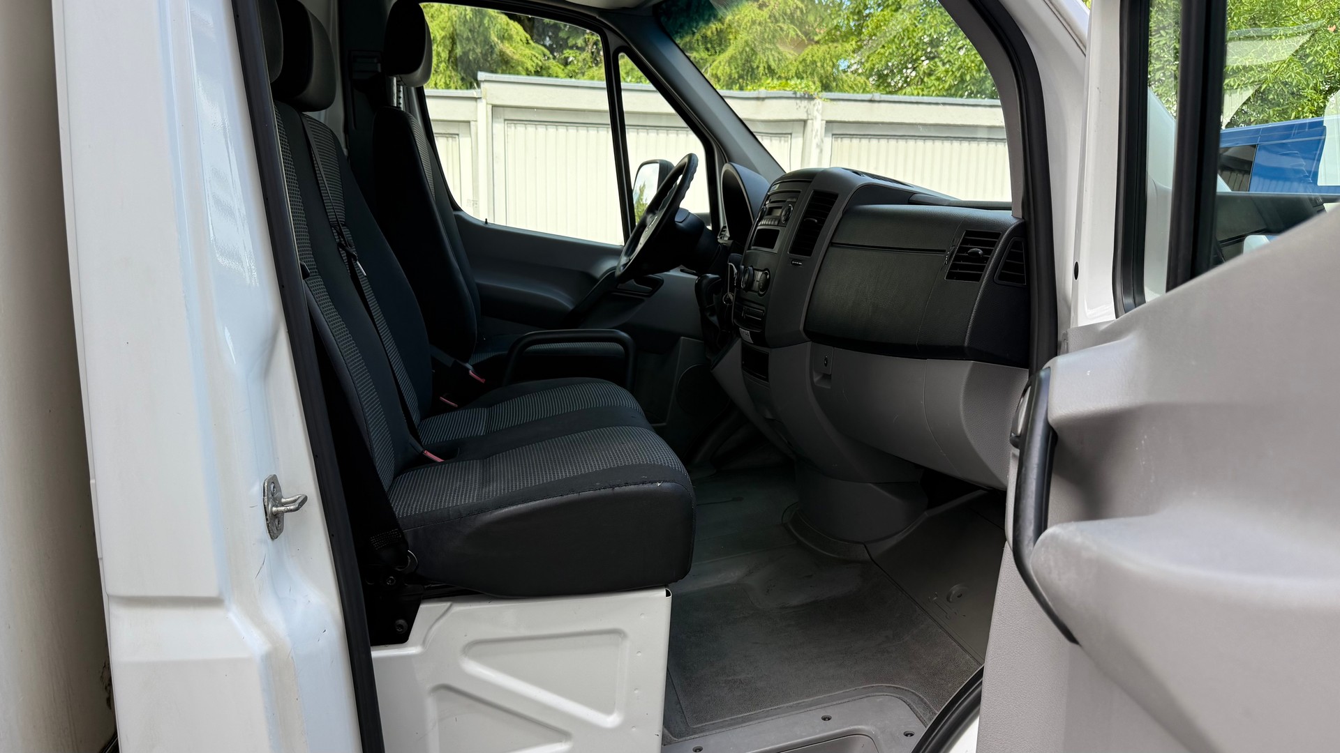 MERCEDES-BENZ Sprinter 316 Standard Automat-image-13