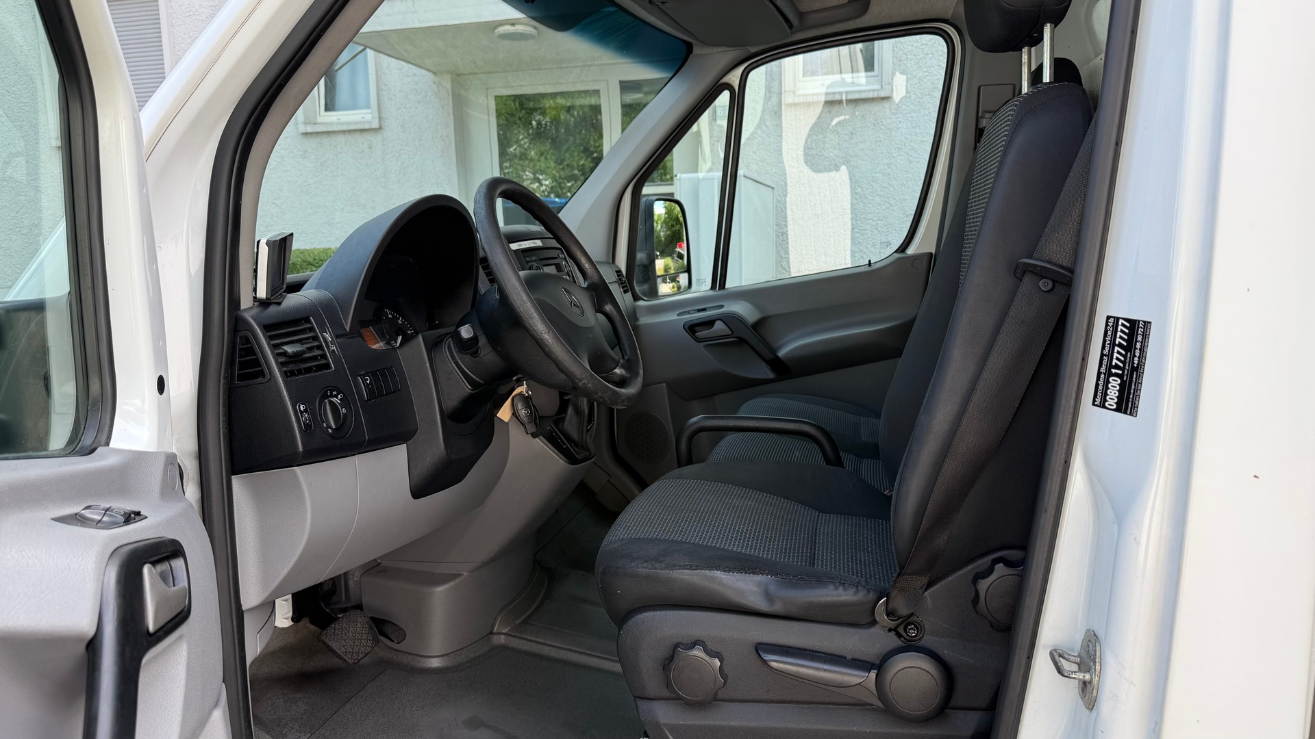 MERCEDES-BENZ Sprinter 316 Standard Automat-image-11