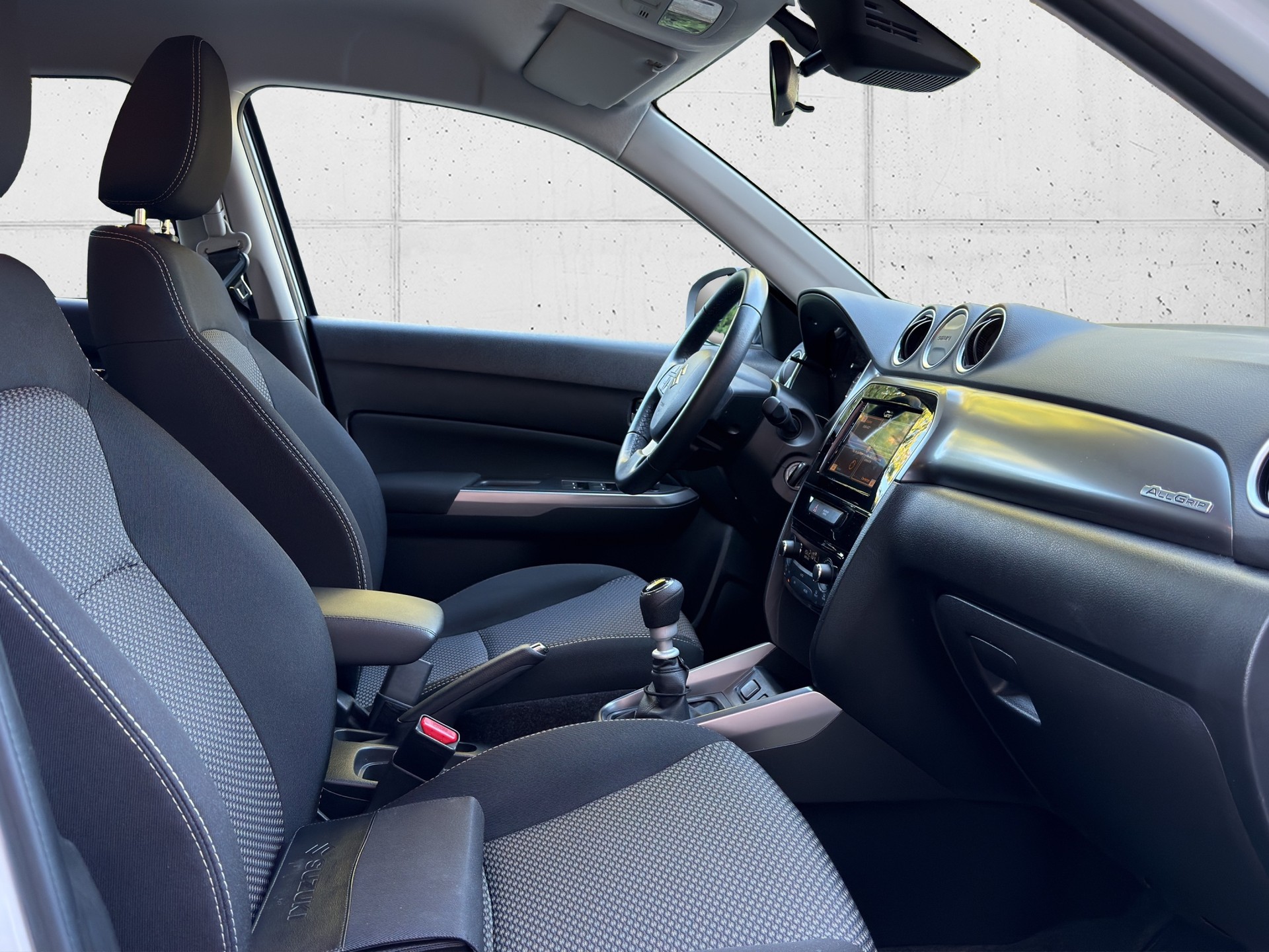 SUZUKI Vitara 1.4 Boosterjet Compact Top Hybrid-image-22