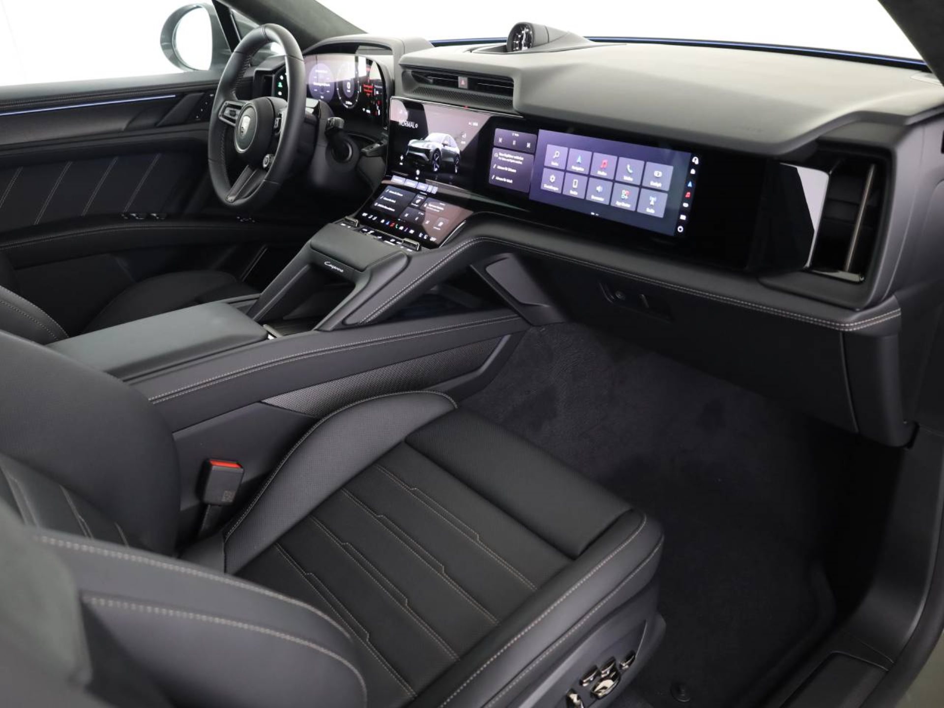 PORSCHE Cayenne Turbo Coupé Electric-image-11