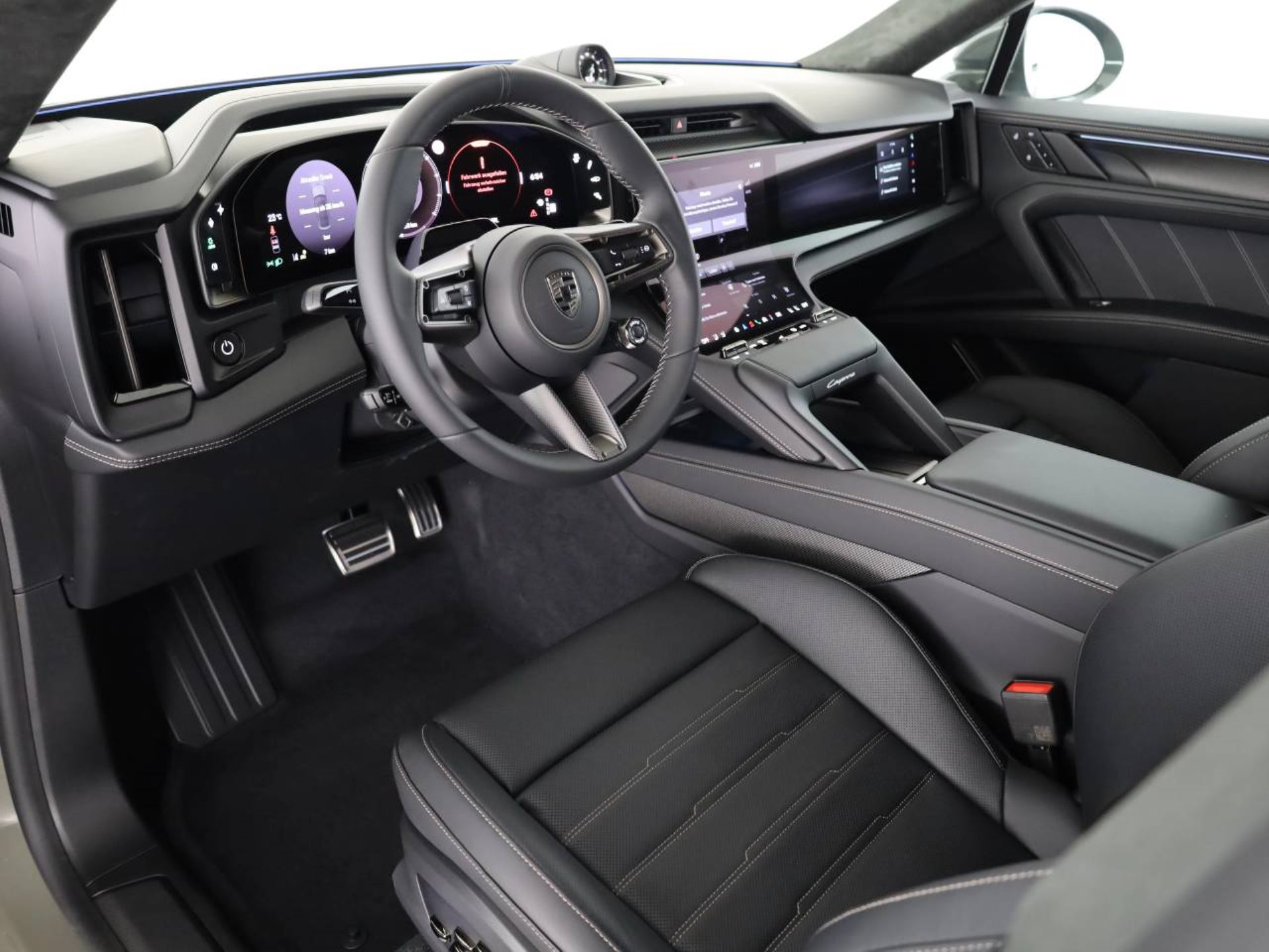 PORSCHE Cayenne Turbo Coupé Electric-image-3