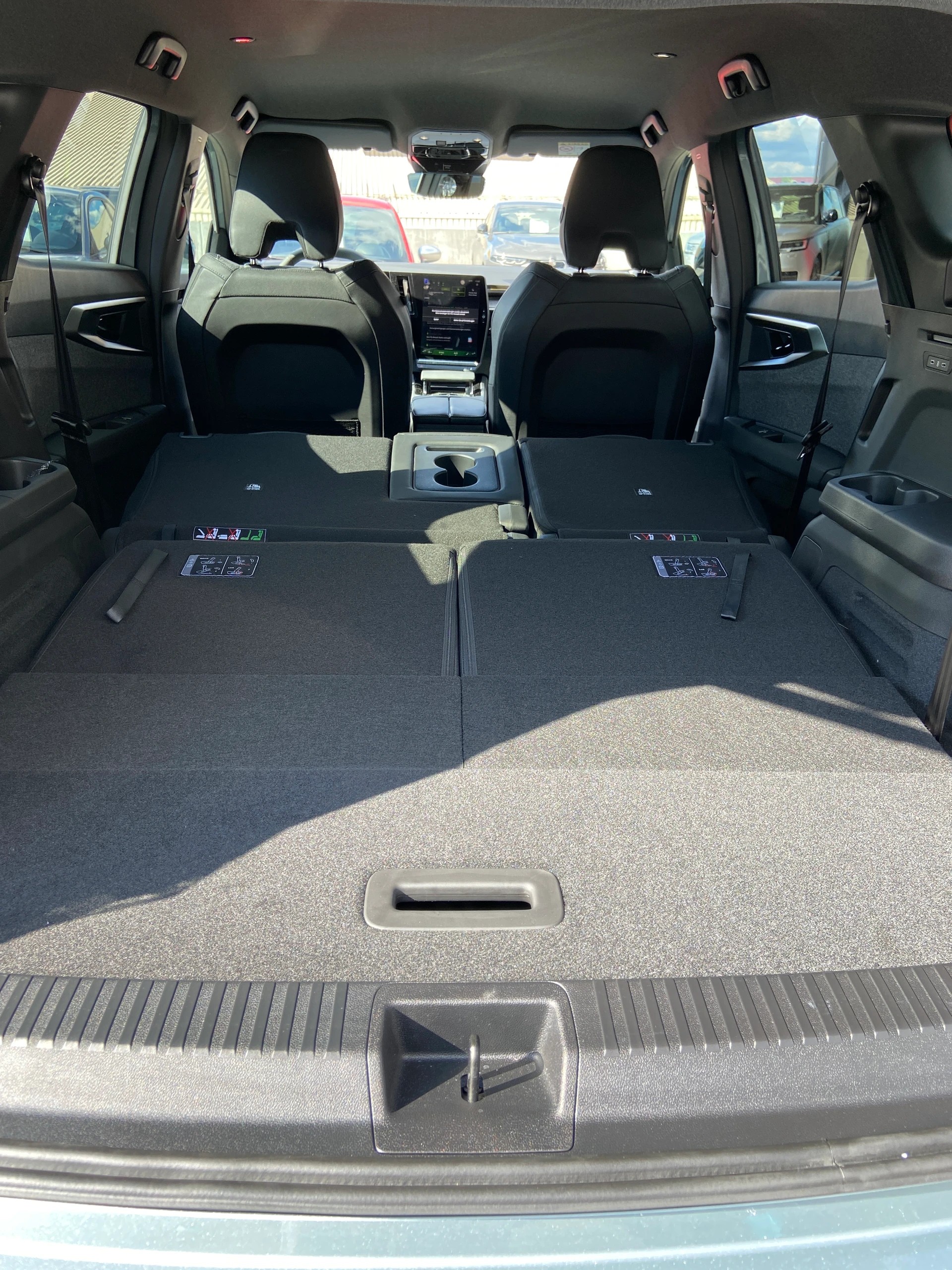 RENAULT Espace 1.2 E-Tech 200 Techno 7-Sitze-image-9