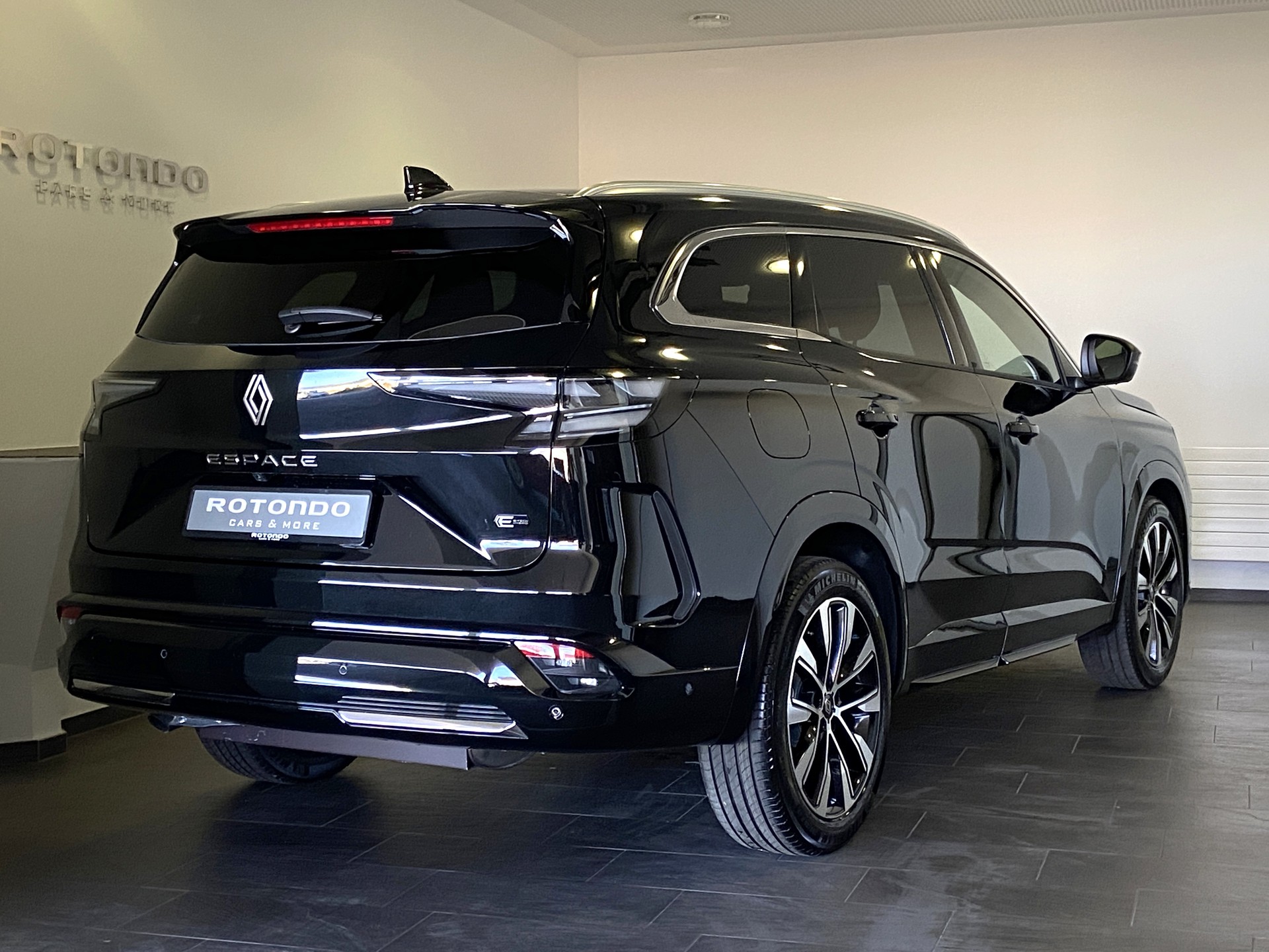 RENAULT Espace 1.2 E-Tech 200 Techno 7-Sitze-image-1