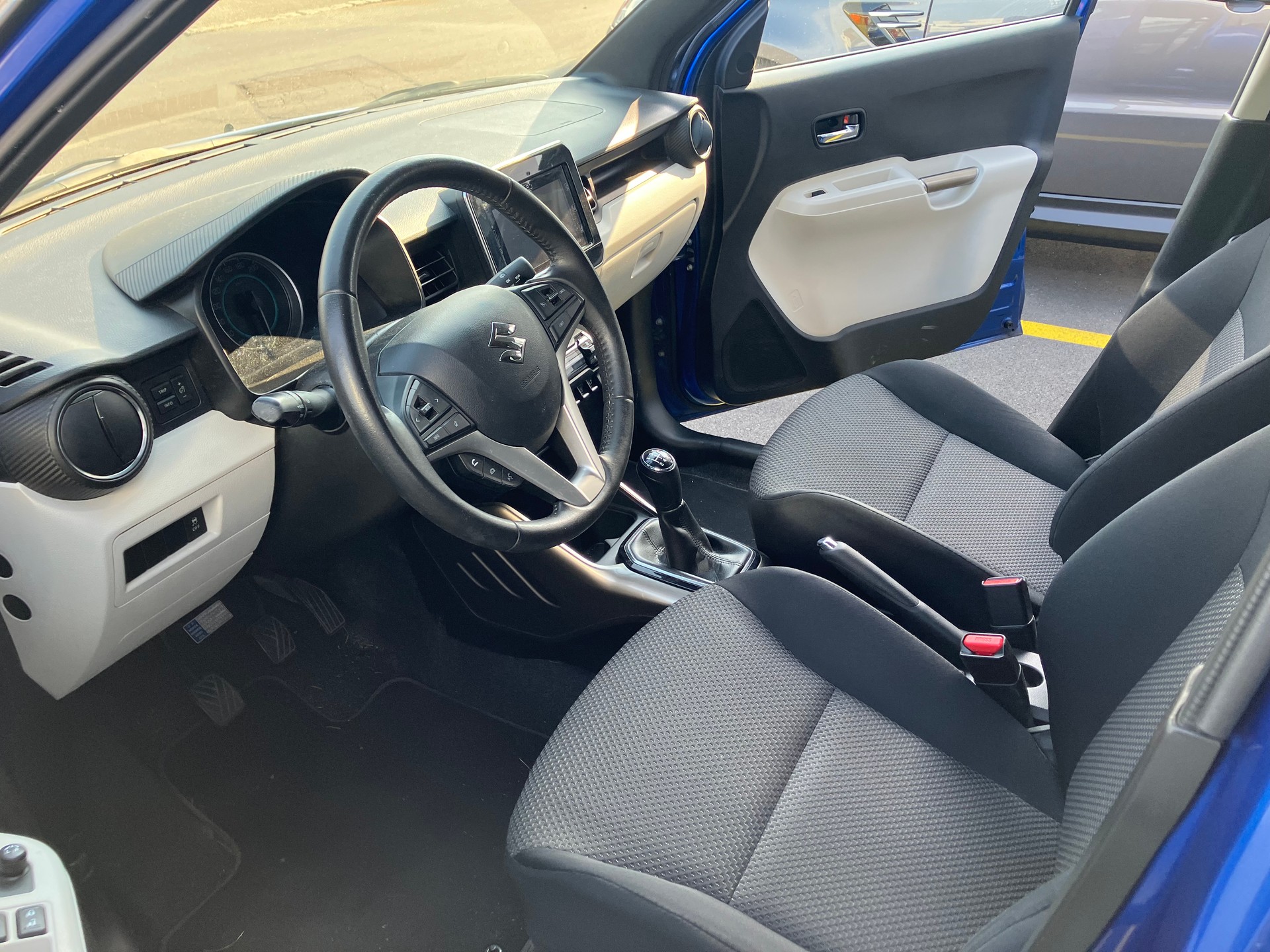 SUZUKI Ignis 1.2i Compact Top 4x4-image-5
