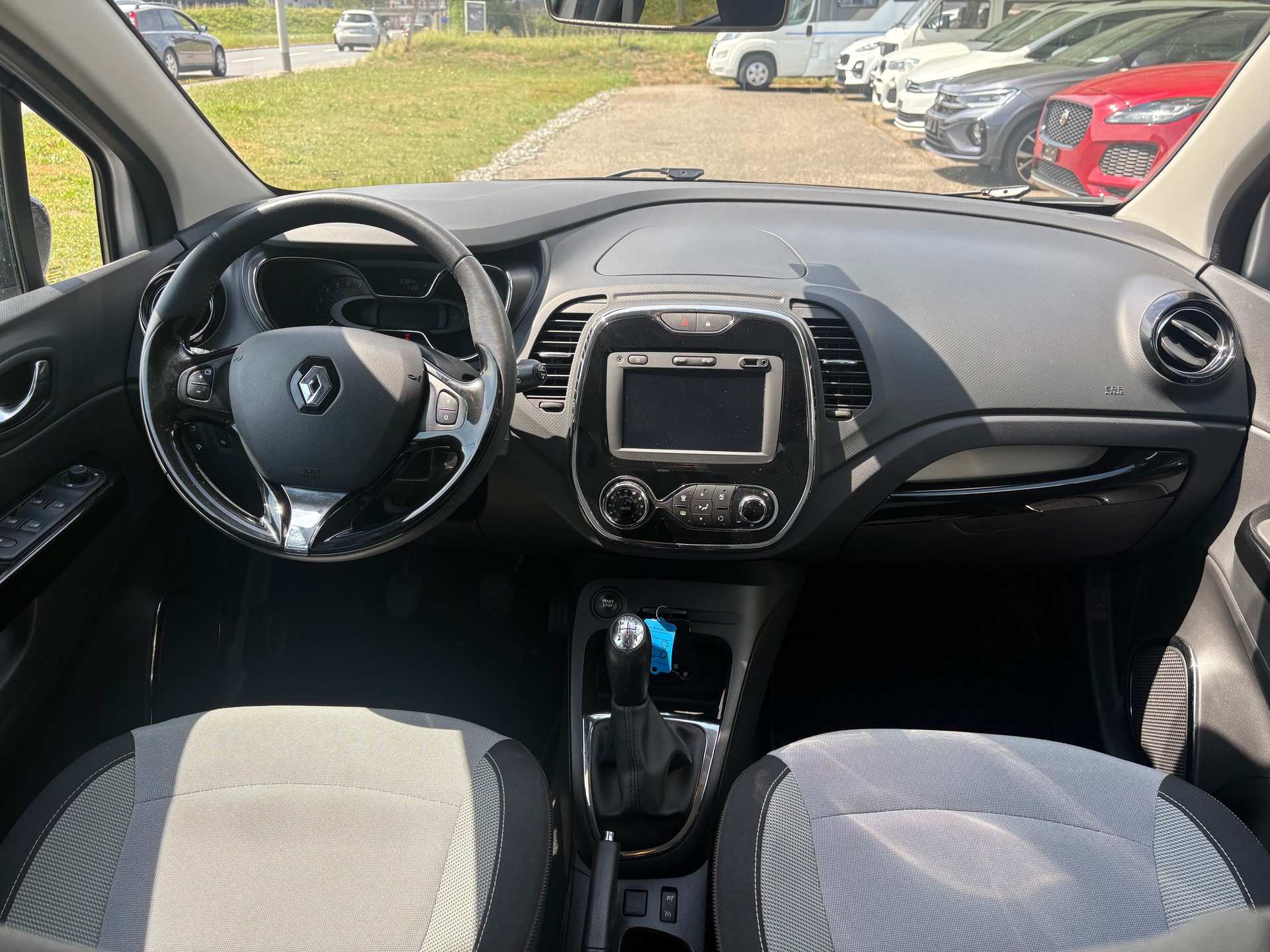 RENAULT Captur 0.9 12V Privilège-image-11