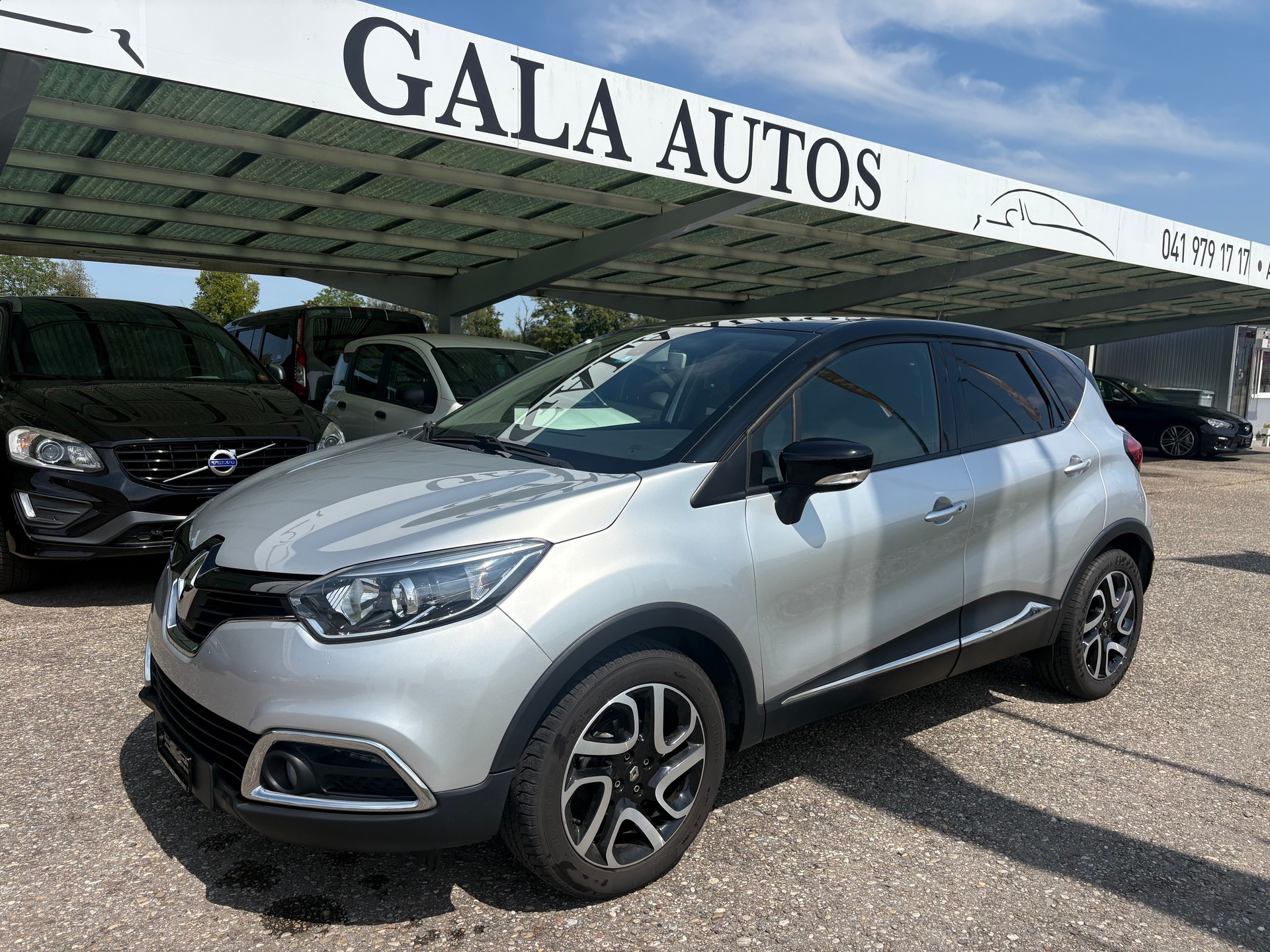 RENAULT Captur 0.9 12V Privilège-image-0