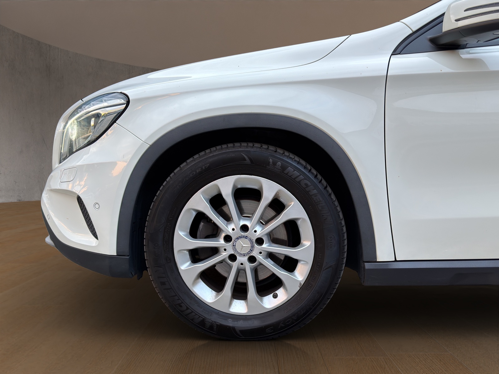 MERCEDES-BENZ GLA 200 CDI Swiss Star Edition 4Matic 7G-DCT-image-18