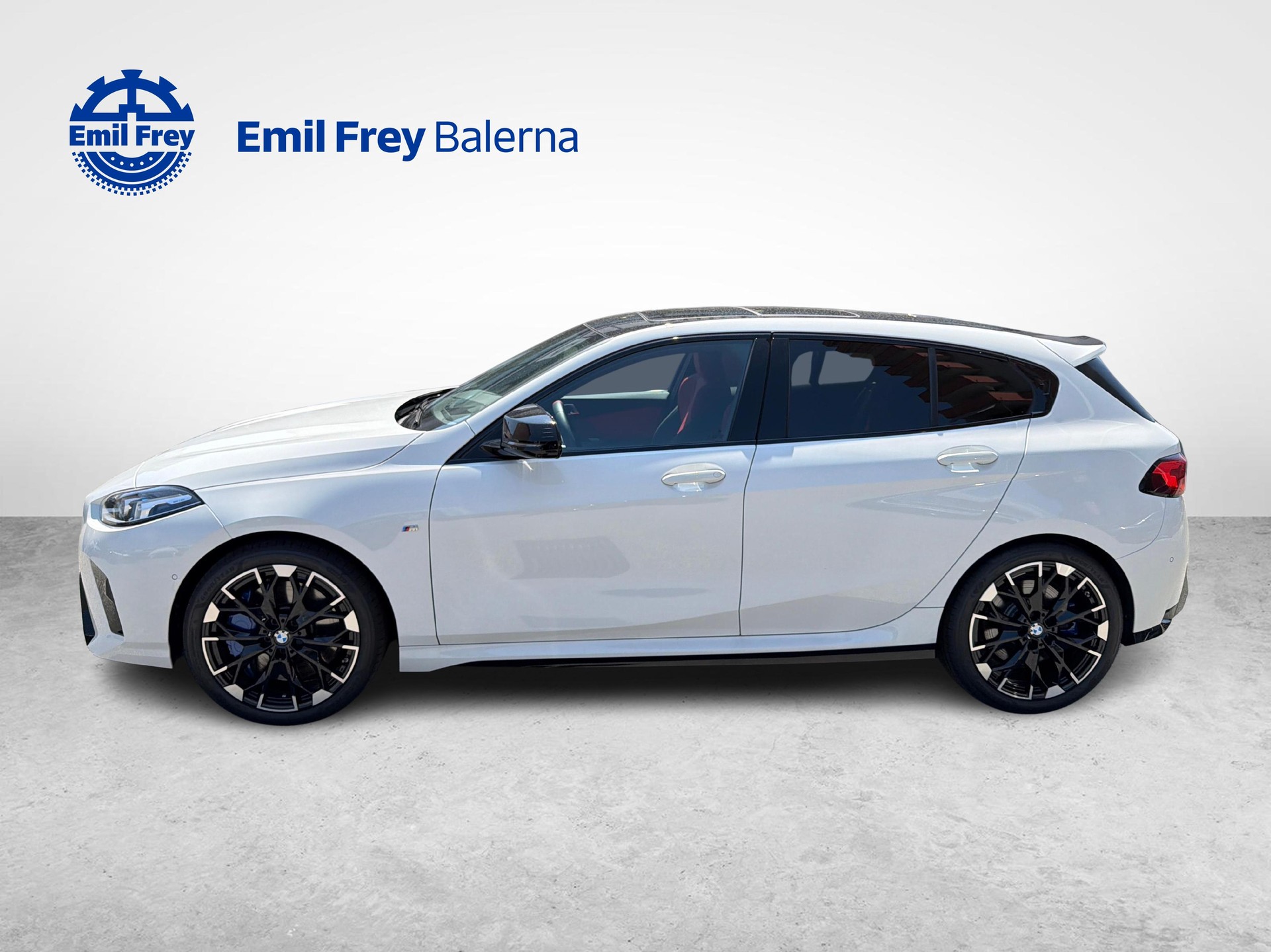 BMW M135i xDrive-image-2