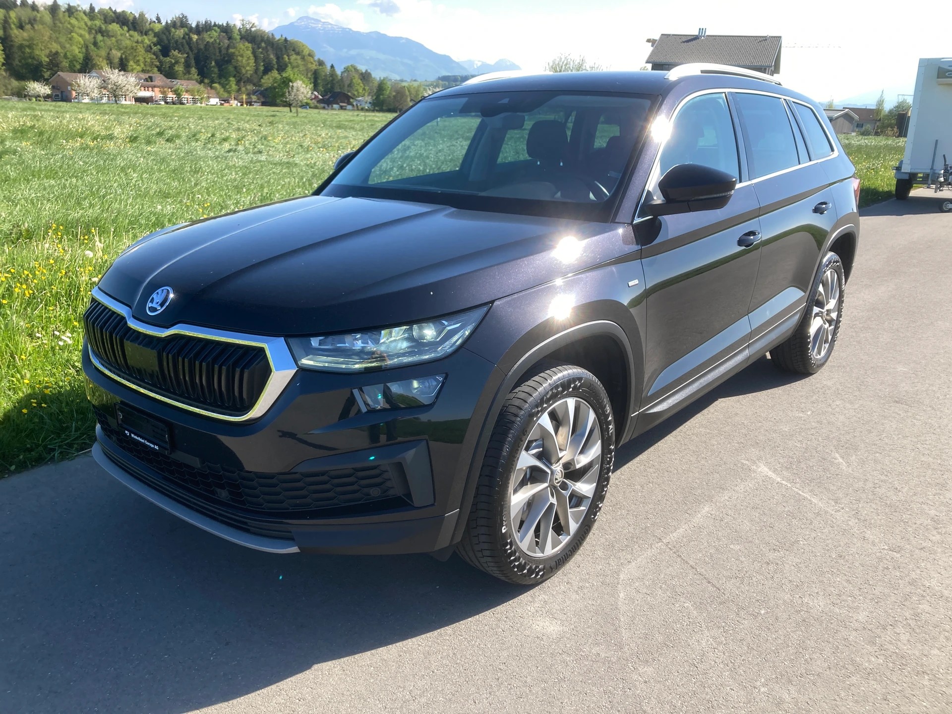 SKODA Kodiaq 2.0 TSI 4x4 Clever mit Anhängerkupplung + Standheizung-image-0