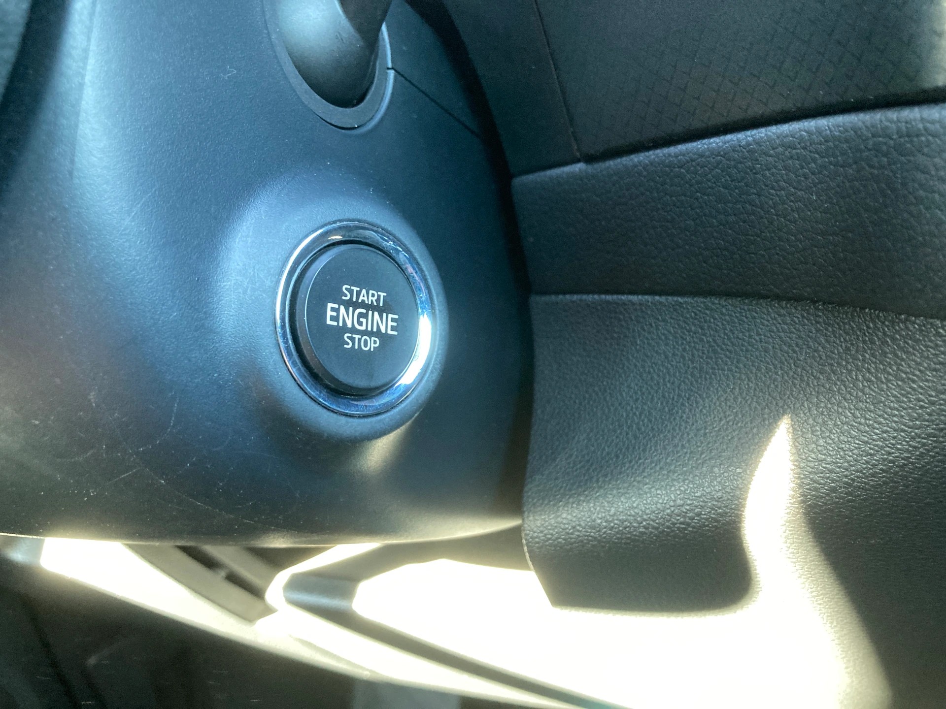 SKODA Kodiaq 2.0 TSI 4x4 Clever mit Anhängerkupplung + Standheizung-image-15