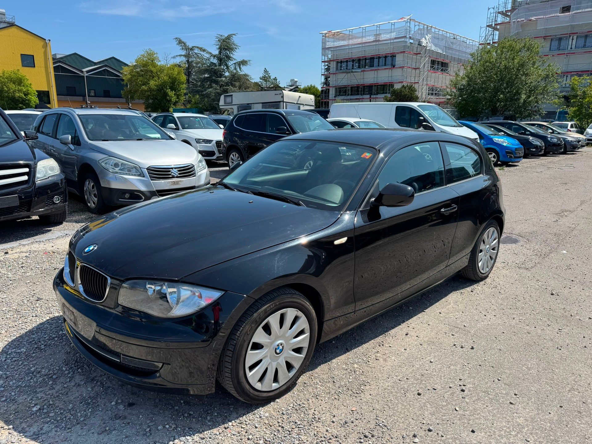 BMW 118d Dynamic Edition-image-1