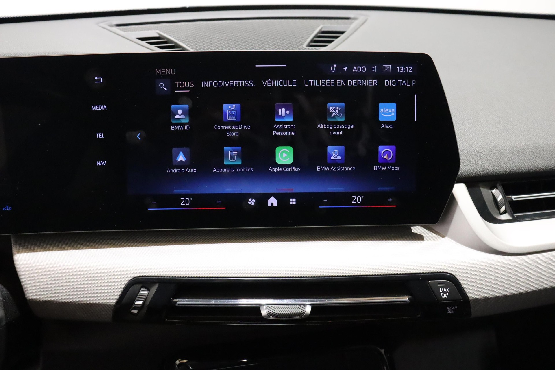 BMW X1 20i sDrive-image-13