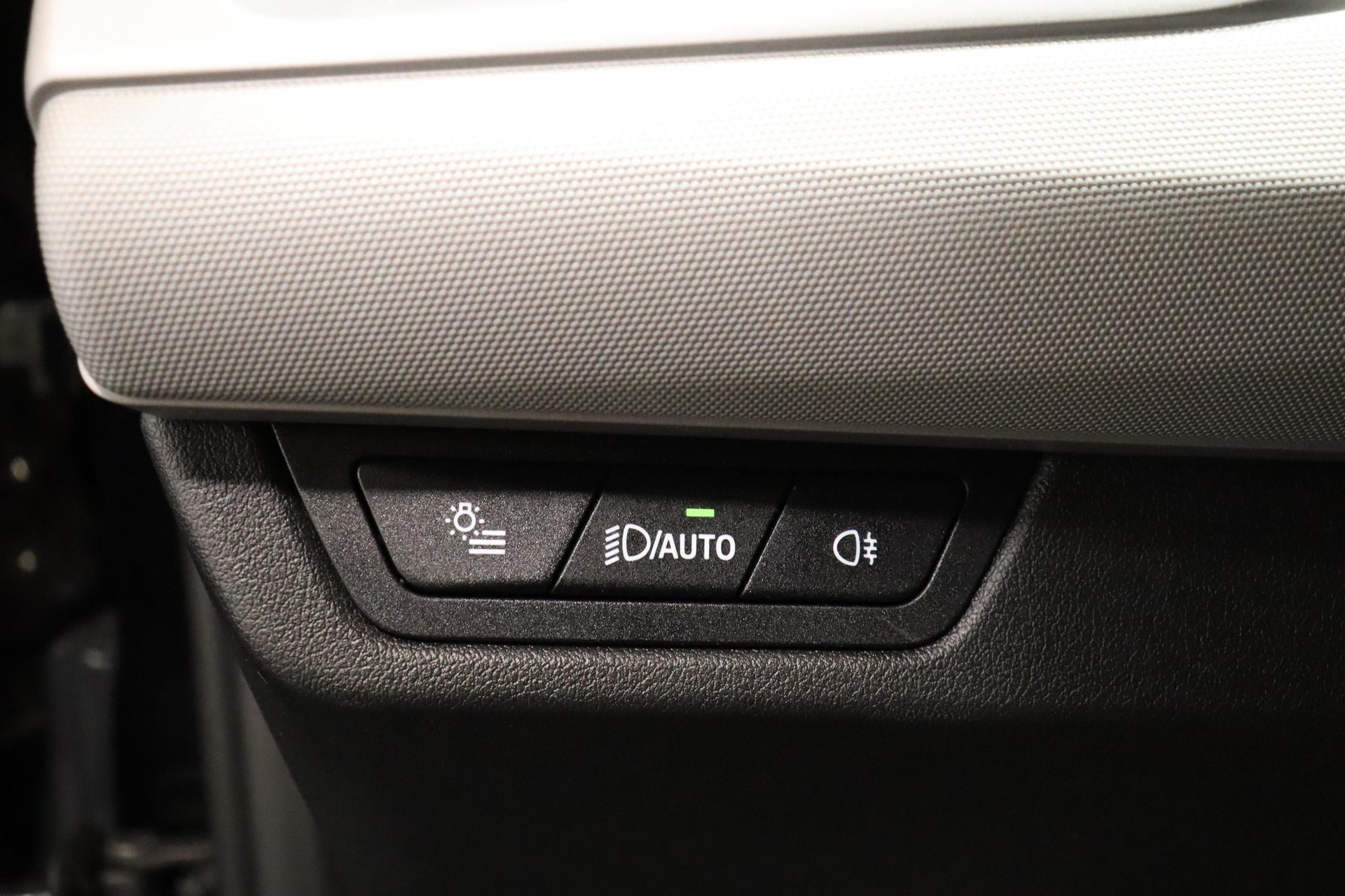 BMW X1 20i sDrive-image-20