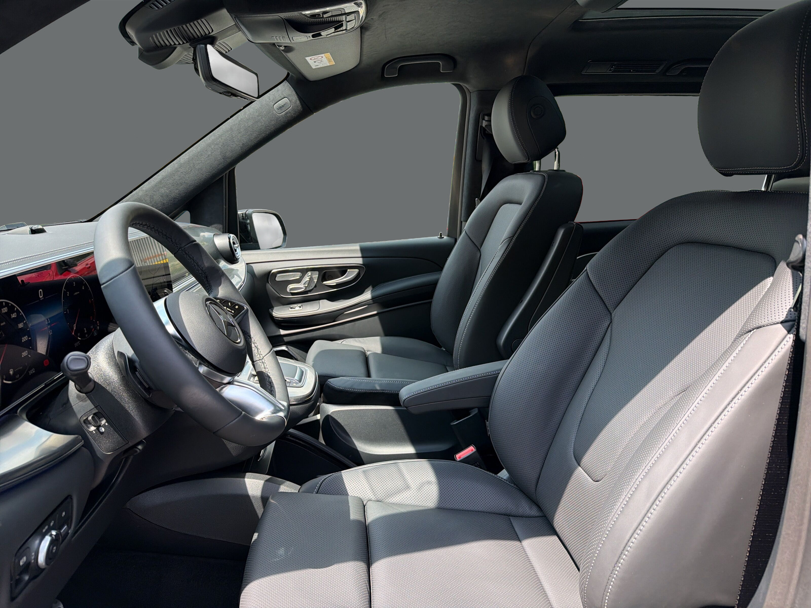 MERCEDES-BENZ V 300 d lang 4Matic Exclusive 9G-Tronic-image-8