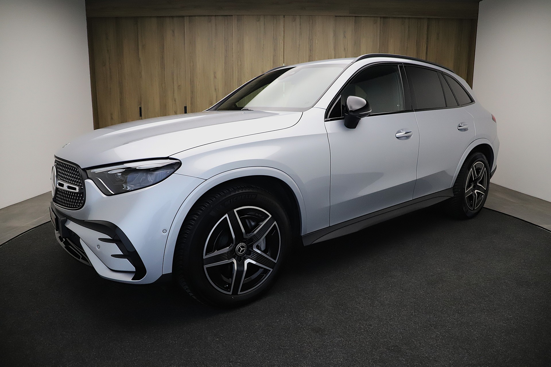 MERCEDES-BENZ GLC 300 d 4Matic 9G-Tronic AMG Line Premium und Night Paket-image-0