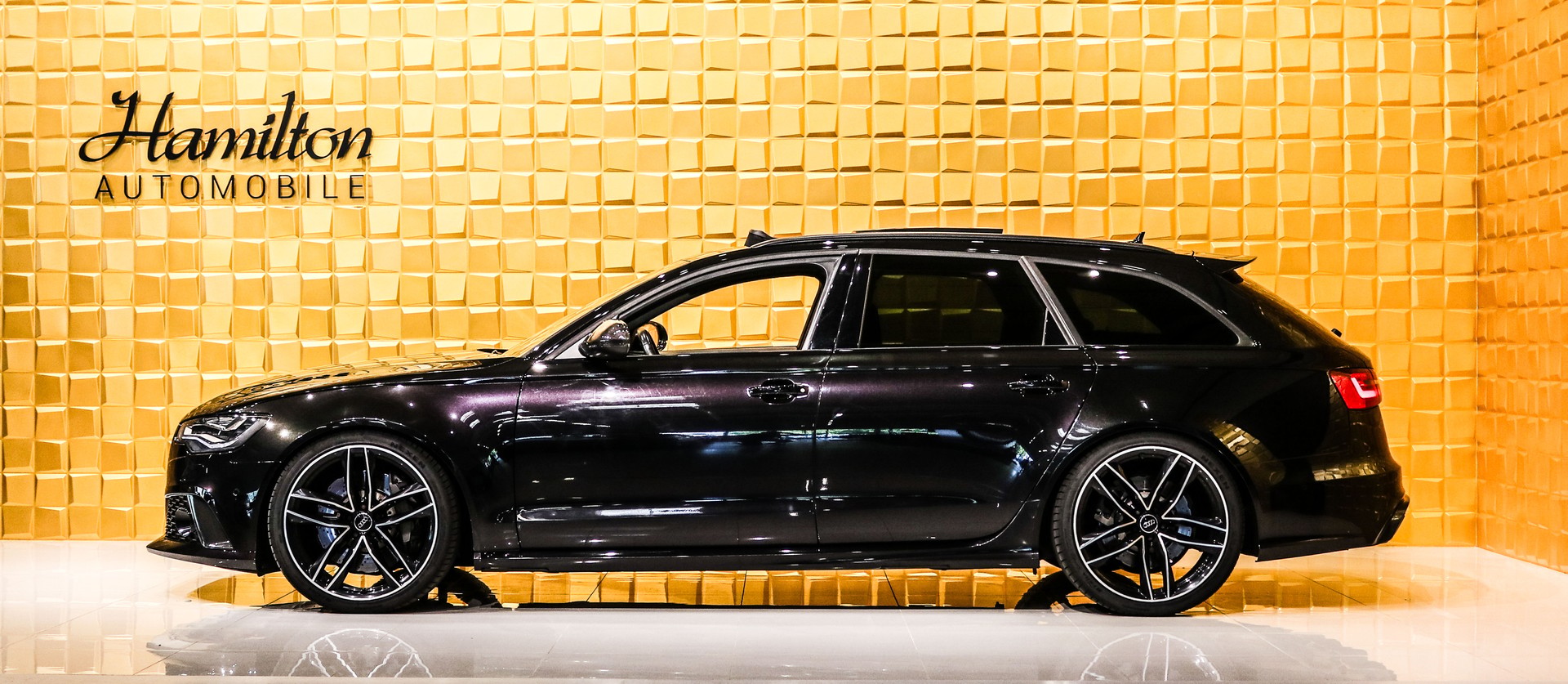 AUDI RS6 Avant 4.0 TFSI V8 quattro Tiptronic-image-4