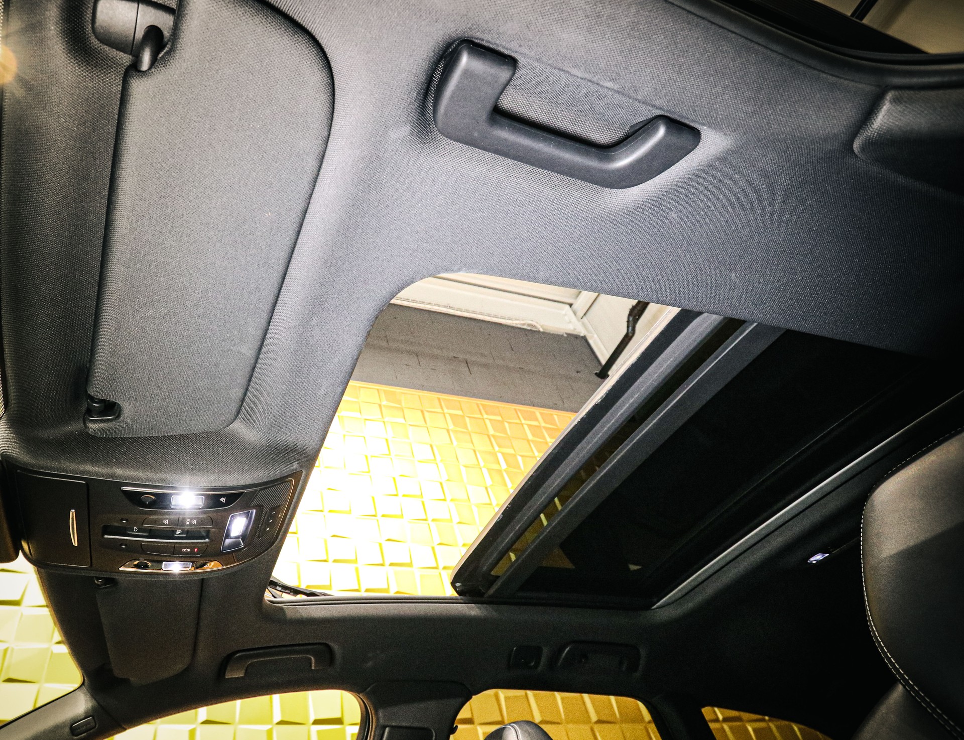 AUDI RS6 Avant 4.0 TFSI V8 quattro Tiptronic-image-10