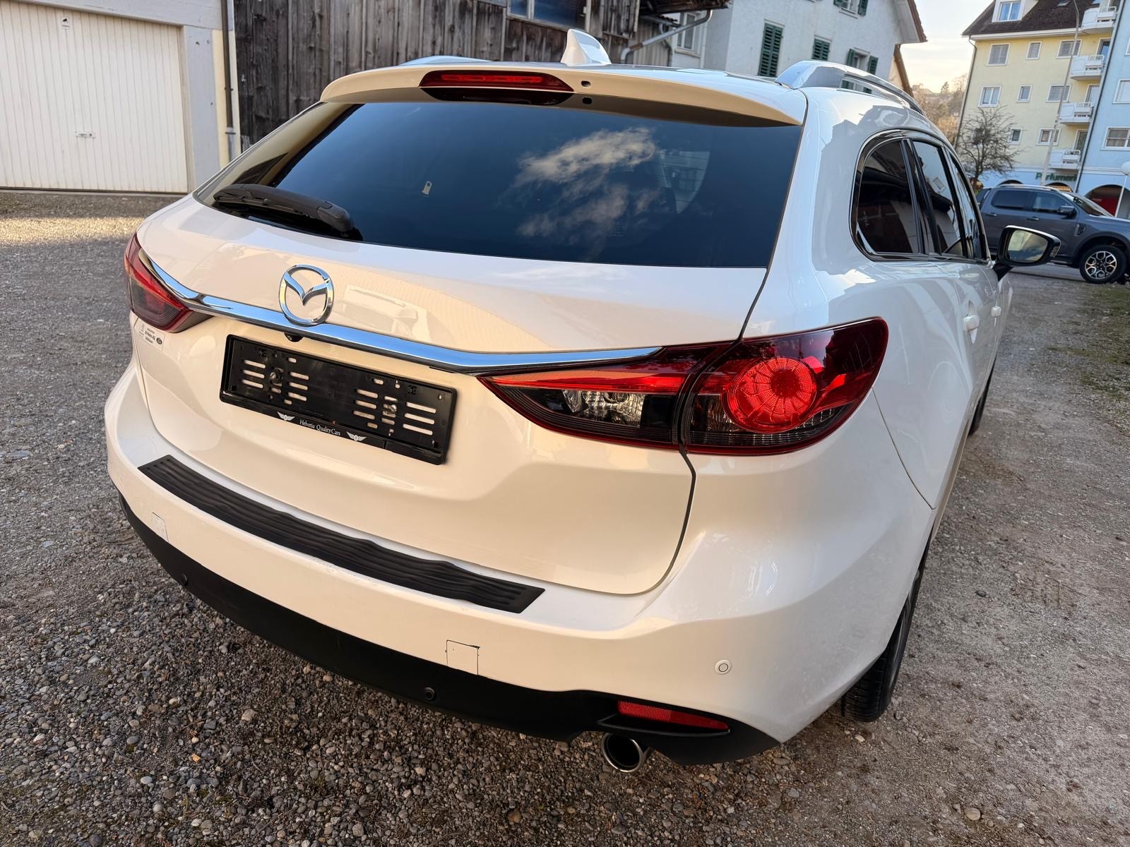 MAZDA 6 Sportwagon 2.2 D 16V HP Revolution Automatic-image-2