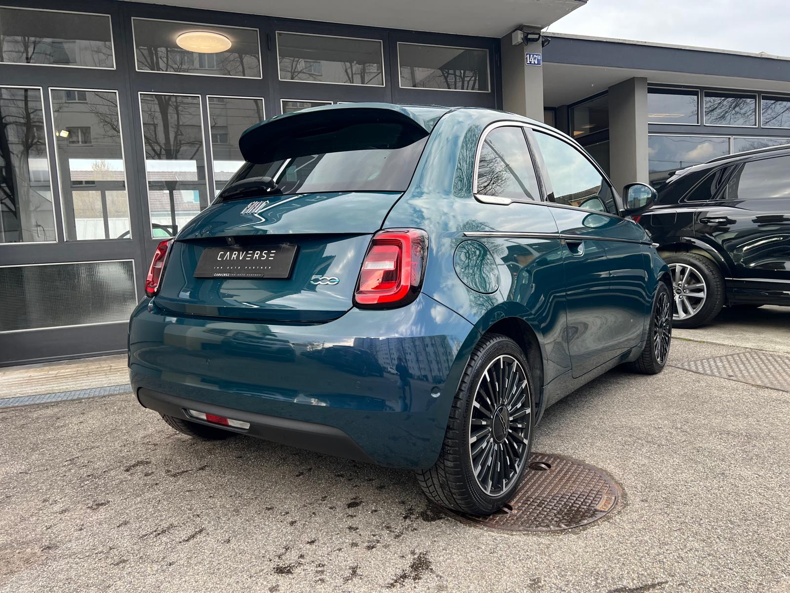 FIAT 500La Prima-showroom-element-3