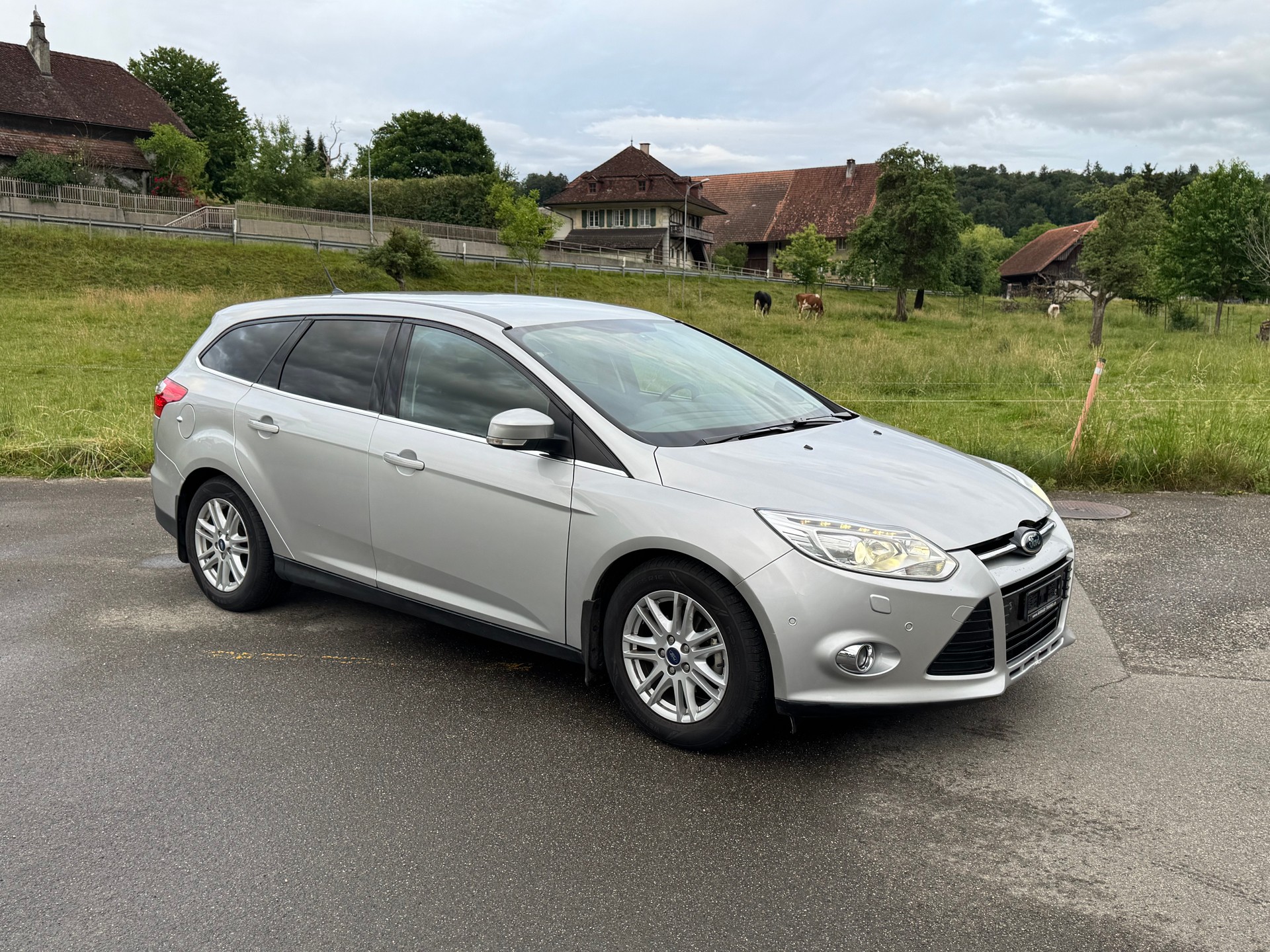 FORD Focus 1.0 SCTi Trend-image-1