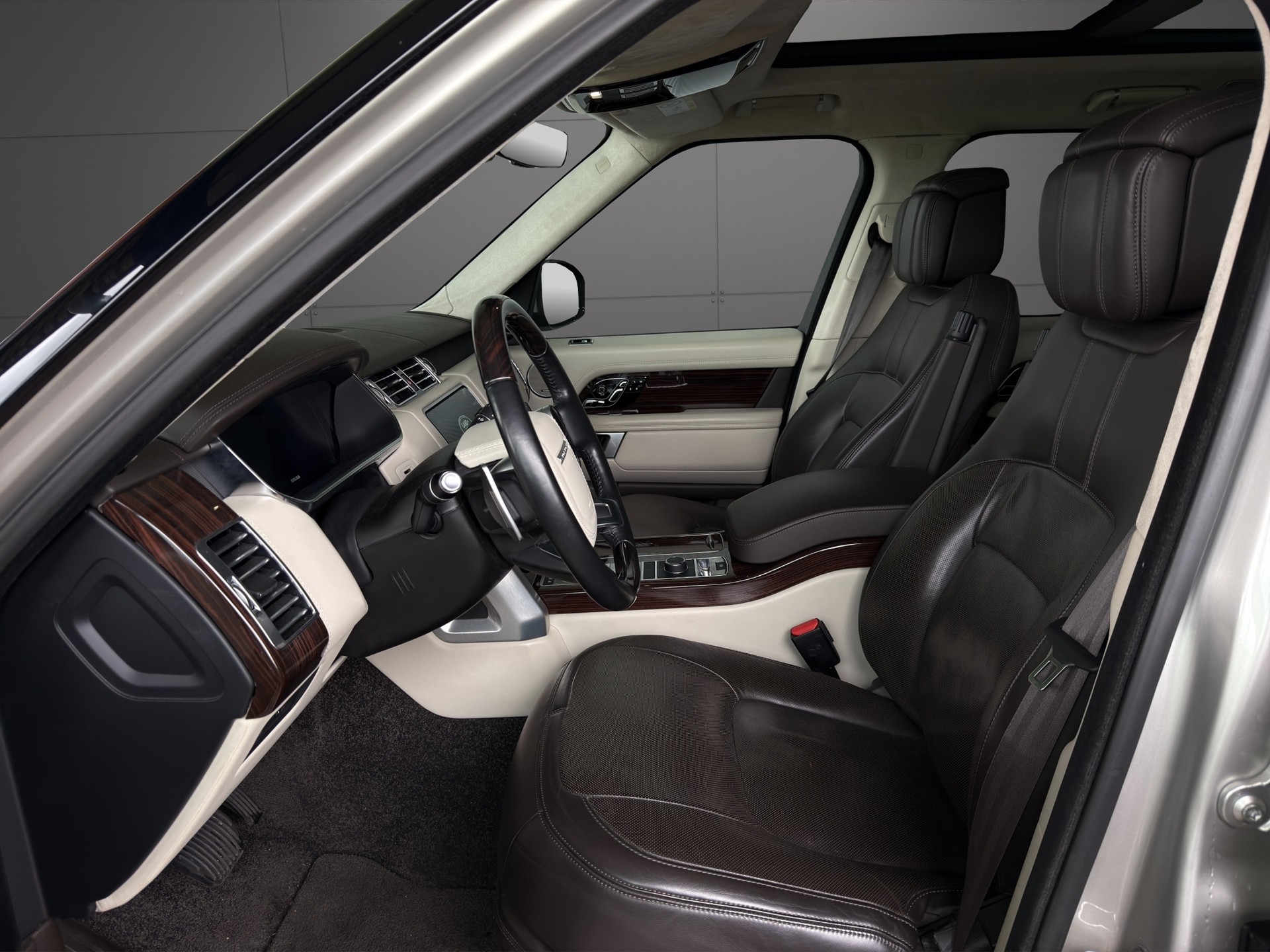 LAND ROVER Range Rover 4.4 SDV8 Autobiography Automatic-image-7