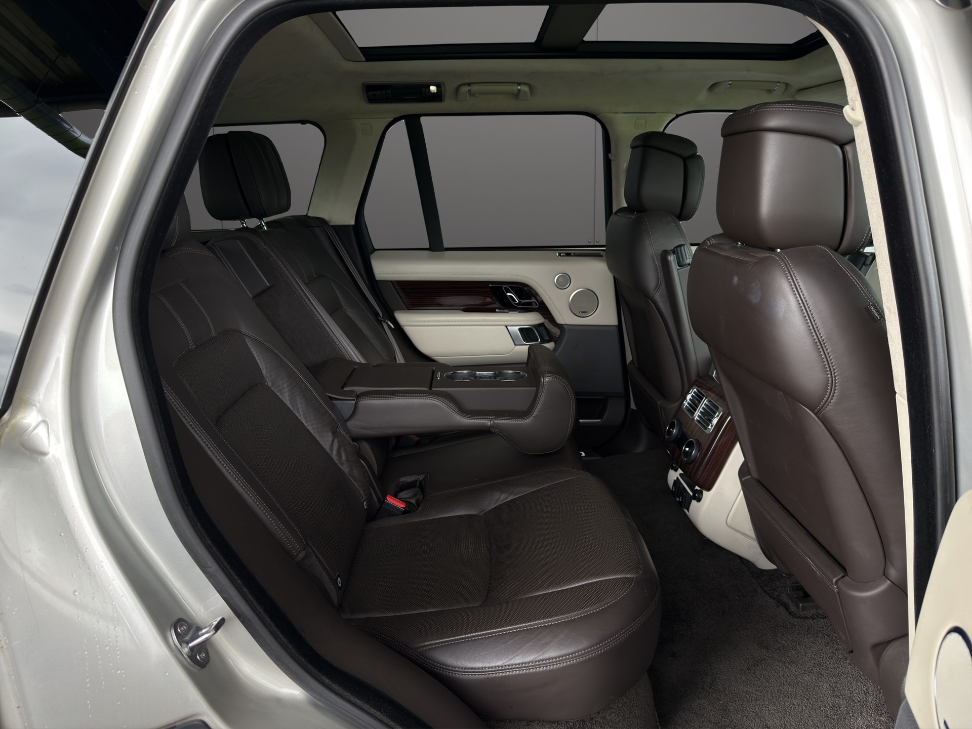 LAND ROVER Range Rover 4.4 SDV8 Autobiography Automatic-image-11