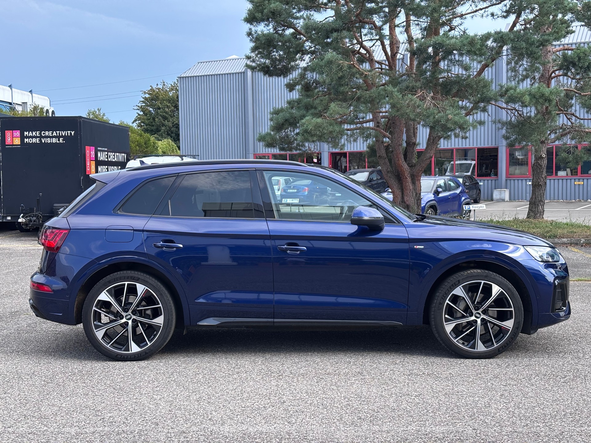 AUDI Q5 55 TFSI e PHEV S line quattro S-tronic-image-2
