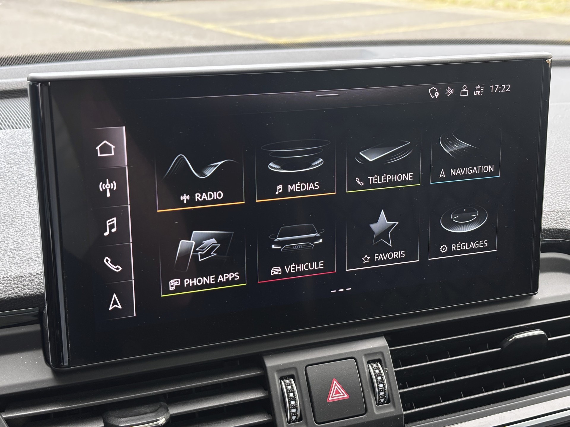 AUDI Q5 55 TFSI e PHEV S line quattro S-tronic-image-15