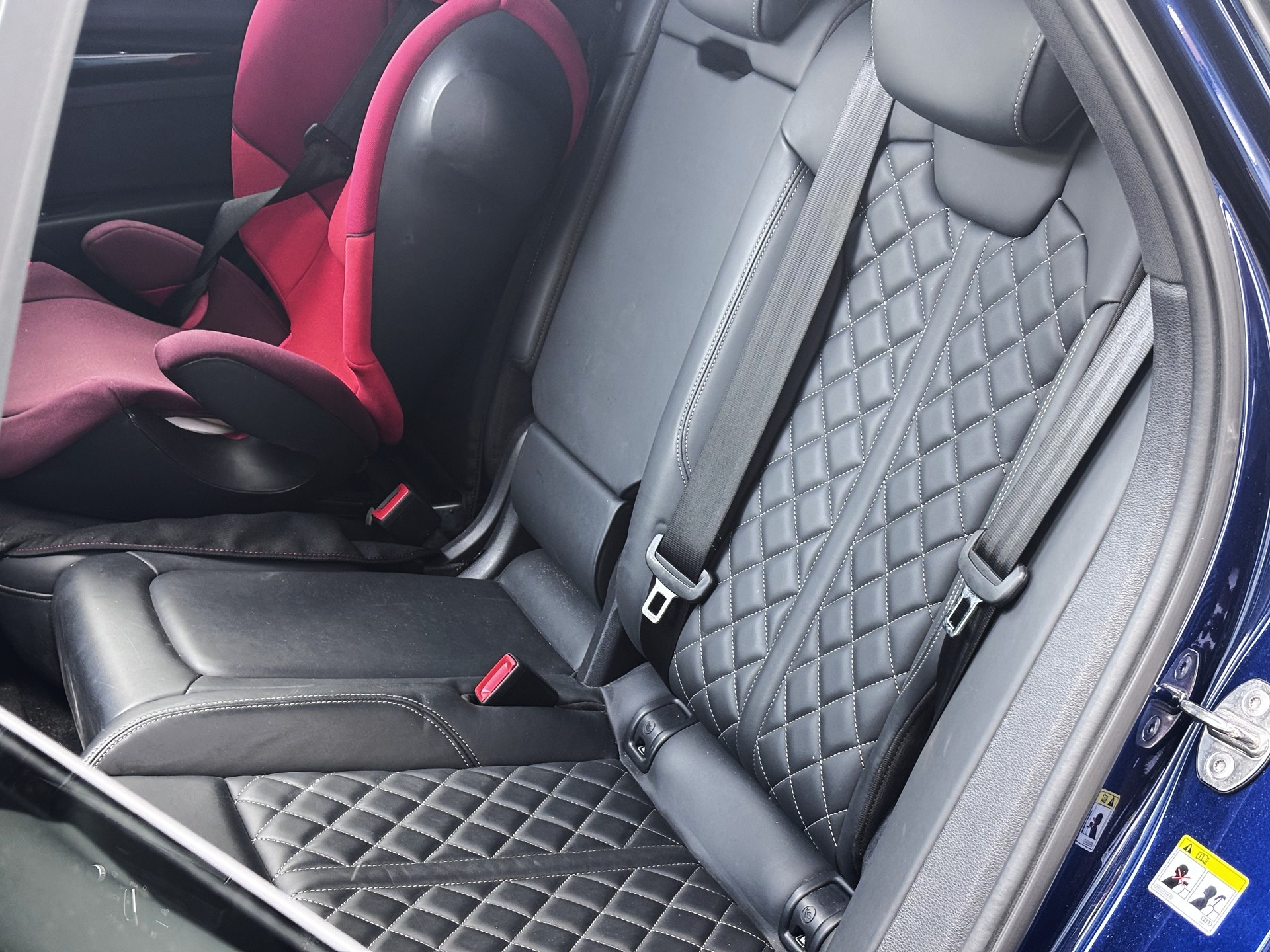 AUDI Q5 55 TFSI e PHEV S line quattro S-tronic-image-29
