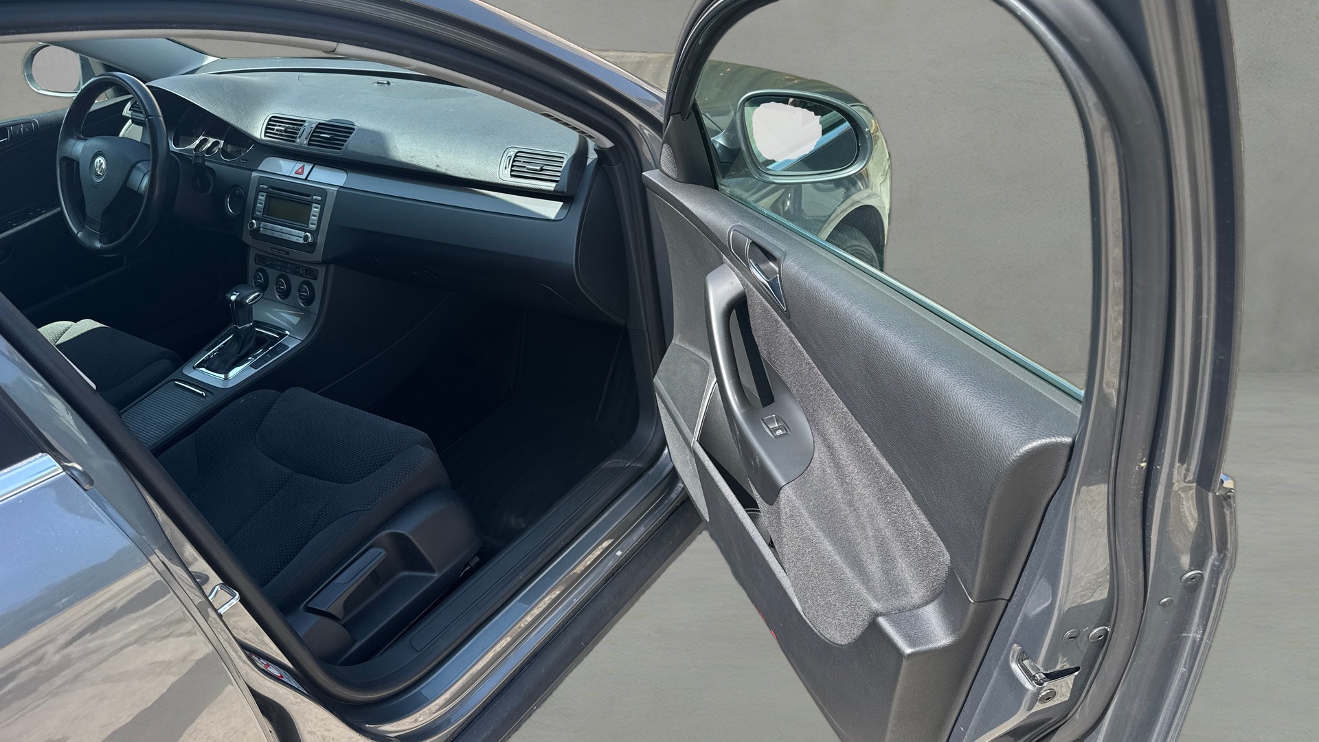 VW Passat Variant 3.2i 4Motion-image-14