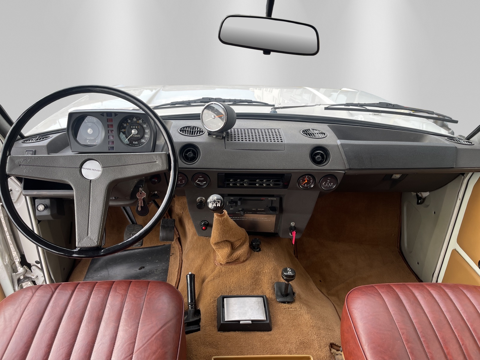 LAND ROVER Range Rover 3.5 DL-image-10