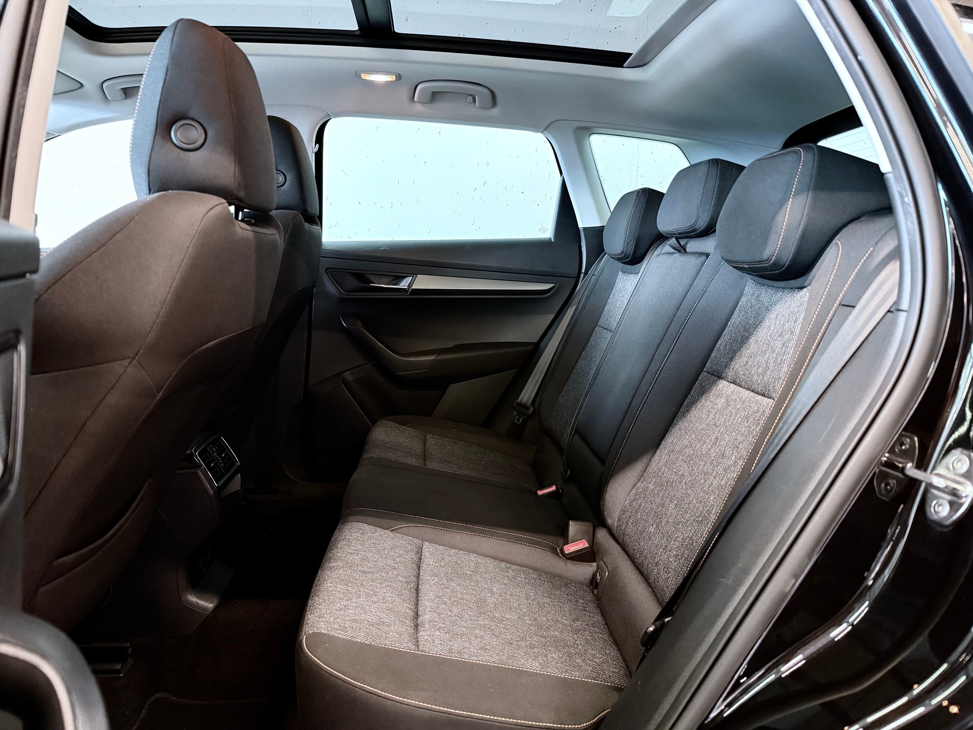 SKODA KAROQ 1.5 TSI ACT AMBITION DSG | CH-FZG | 150 PS | BENZIN | AUTOMAT | FRISCH AB MFK-image-10