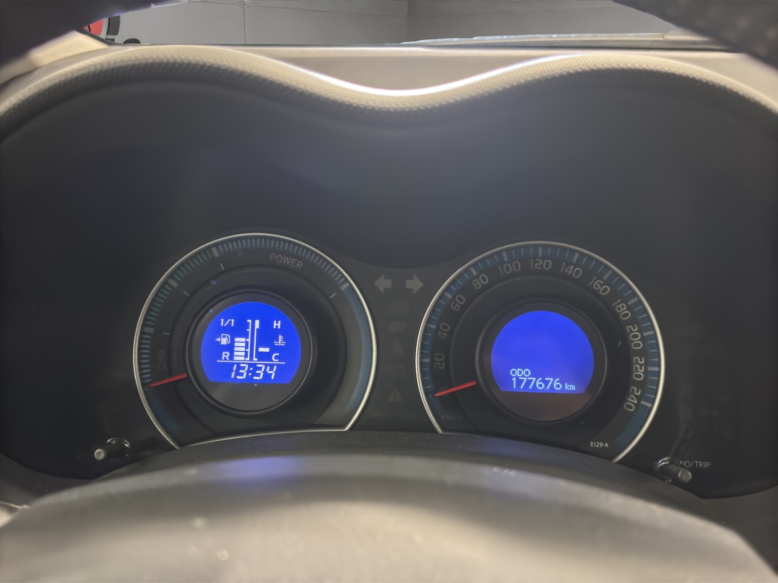 TOYOTA Auris 1.8 16V HSD Linea Sol-image-10