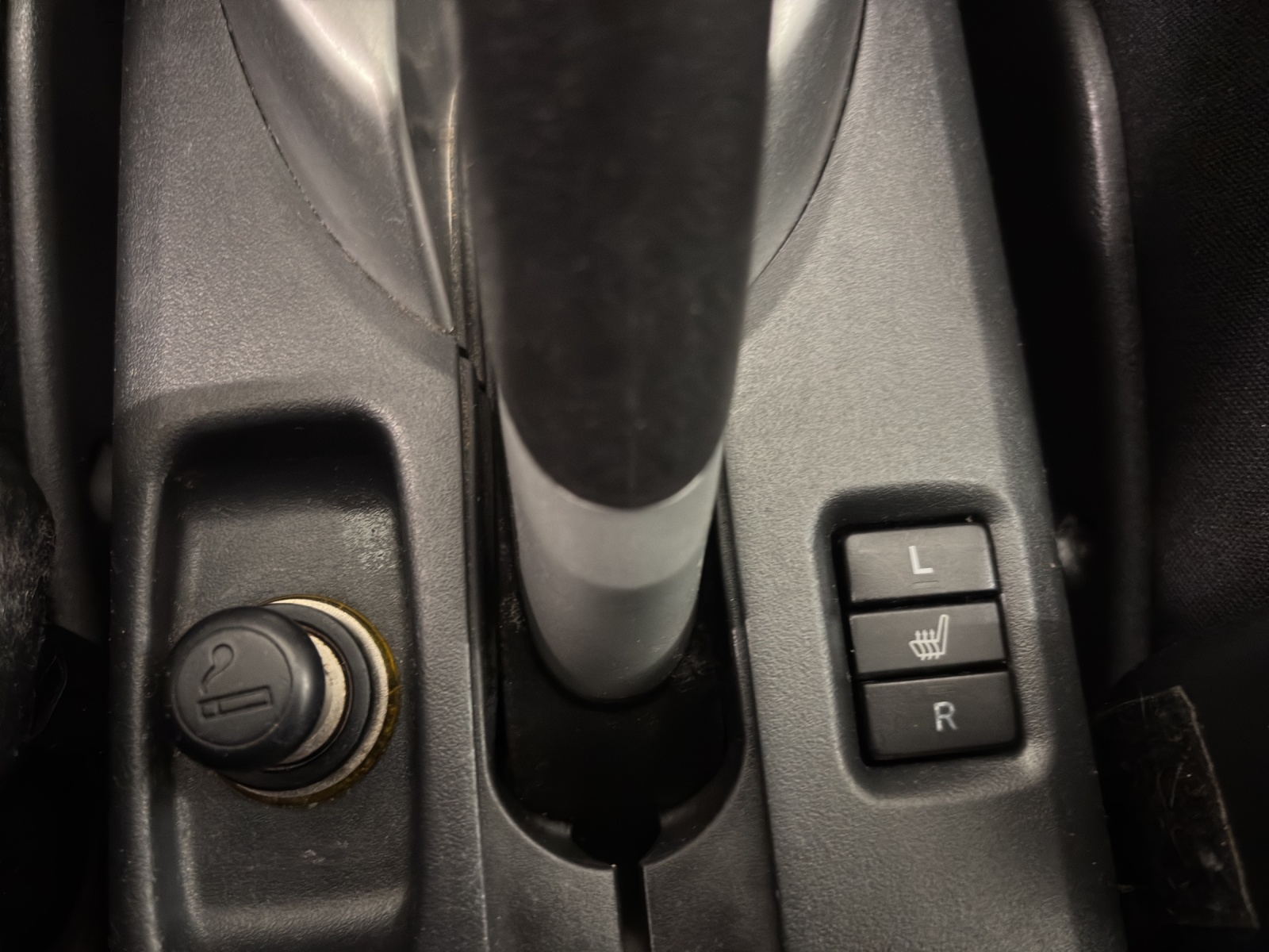 TOYOTA Auris 1.8 16V HSD Linea Sol-image-20