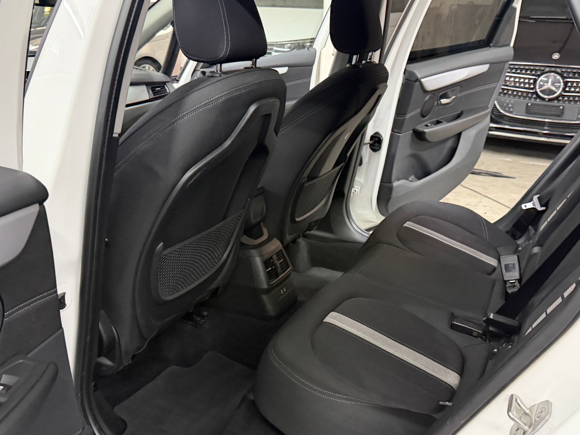 BMW 216d Active Tourer DKG-image-9