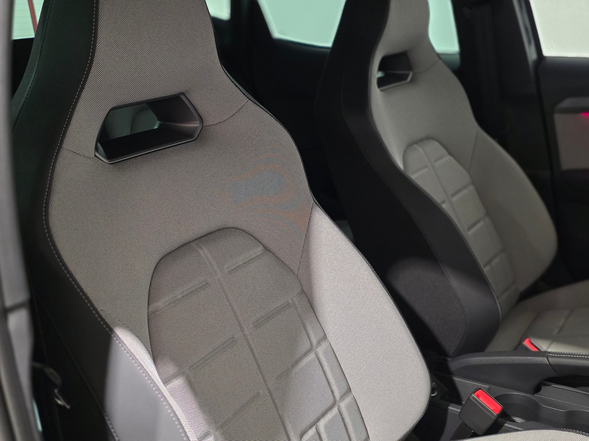 SEAT Ibiza 1.0 EcoTSI FR DSG-image-14
