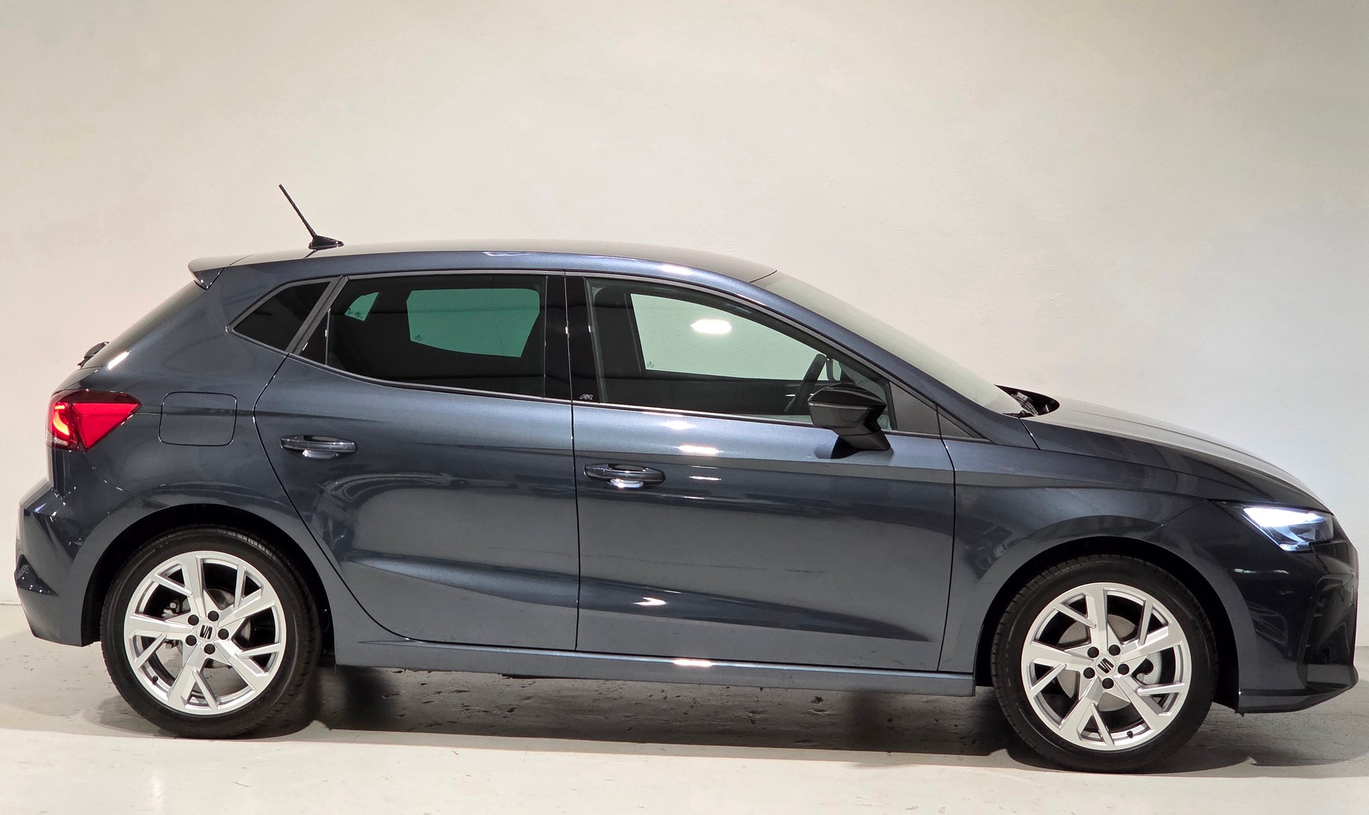 SEAT Ibiza 1.0 EcoTSI FR DSG-image-22