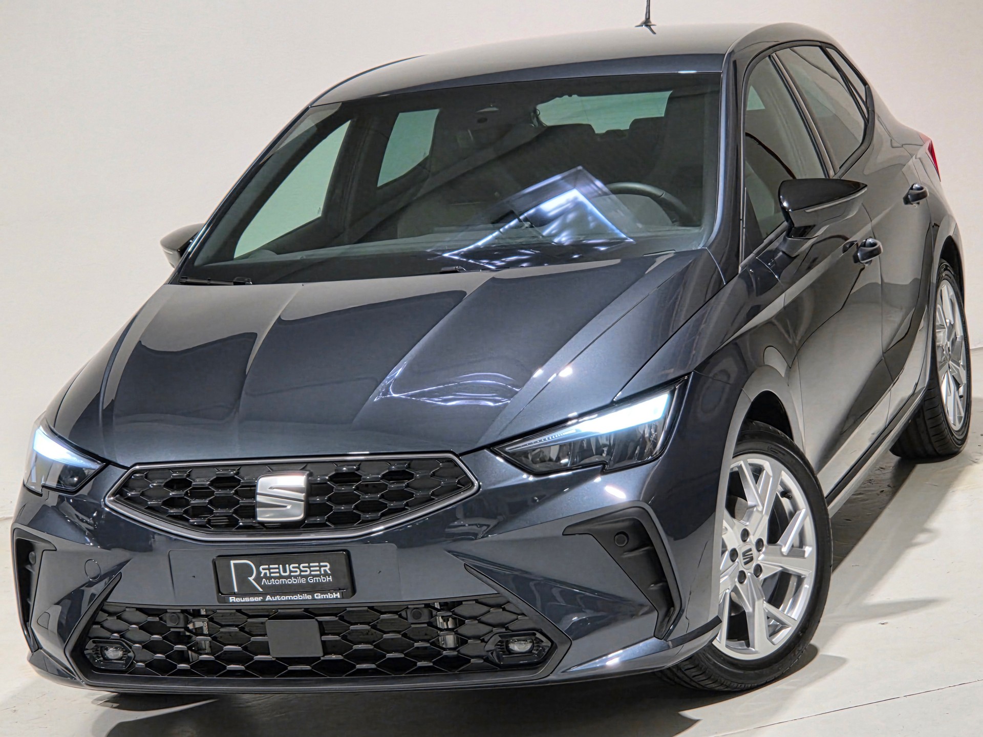 SEAT Ibiza 1.0 EcoTSI FR DSG-image-0
