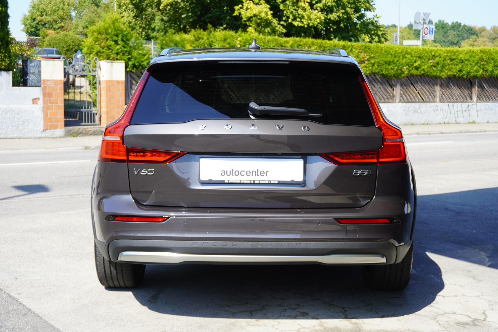 VOLVO V60 Cross Country B5 Mild Hybrid Ultimate AWD Geartronic-image-5