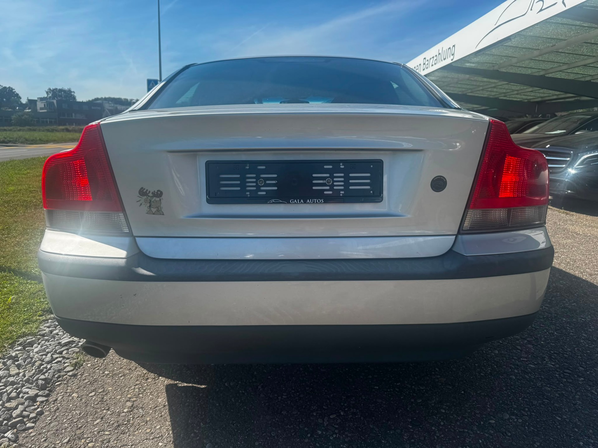 VOLVO S60 2.5T-image-5