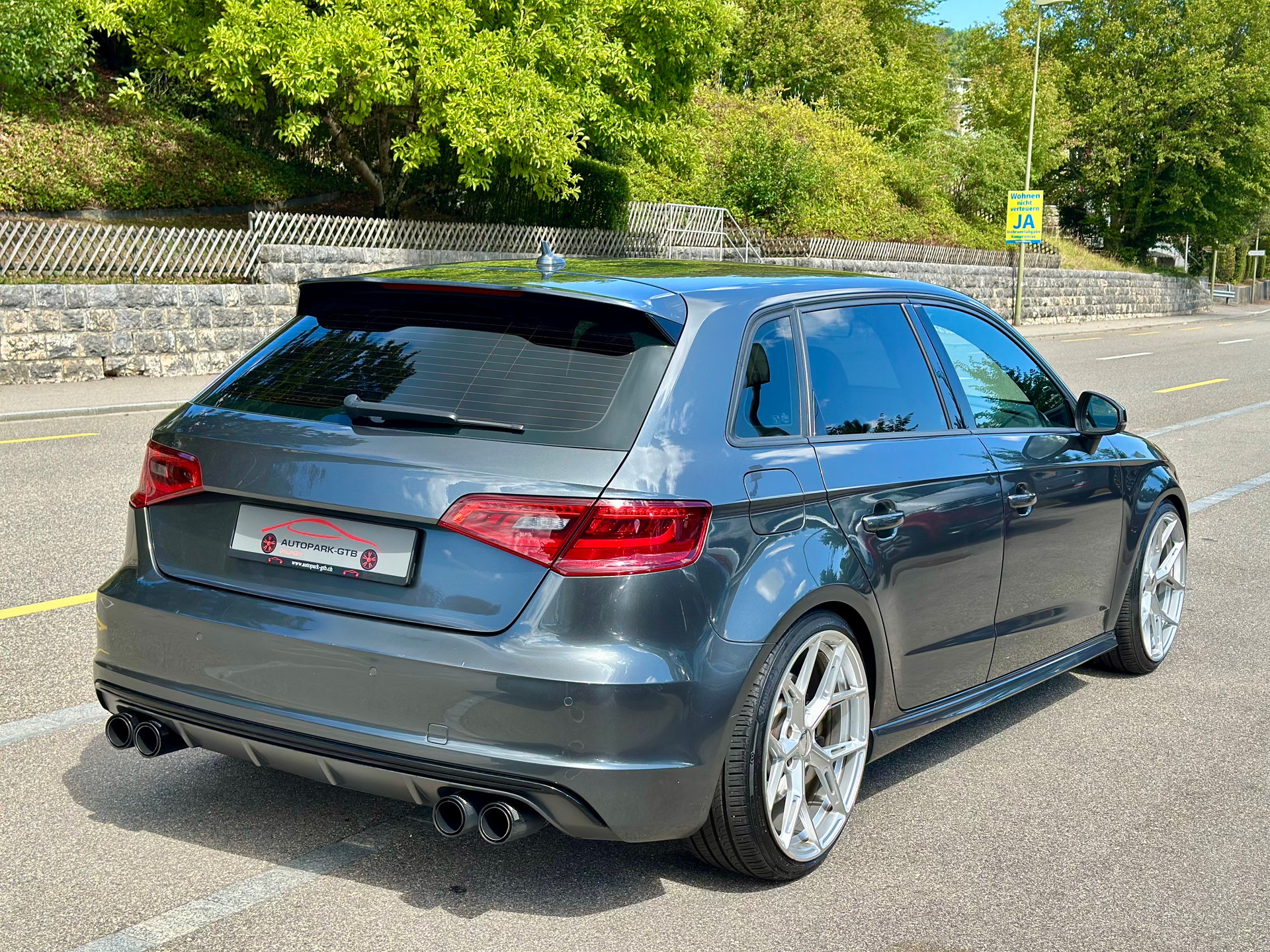 AUDI S3 Sportback 2.0 TFSI quattro S-tronic-image-6