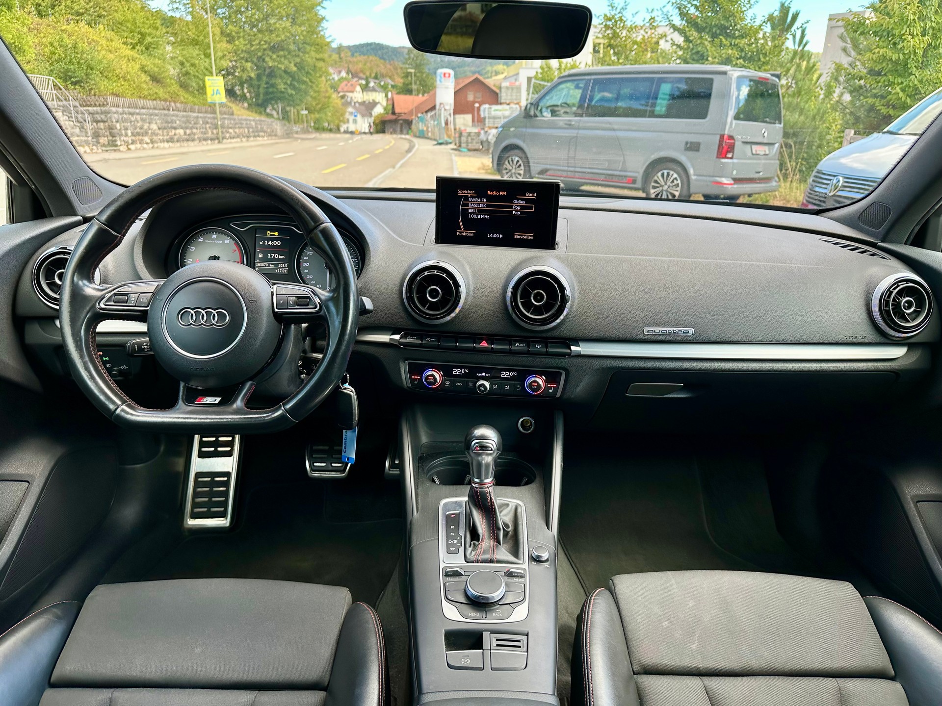 AUDI S3 Sportback 2.0 TFSI quattro S-tronic-image-12