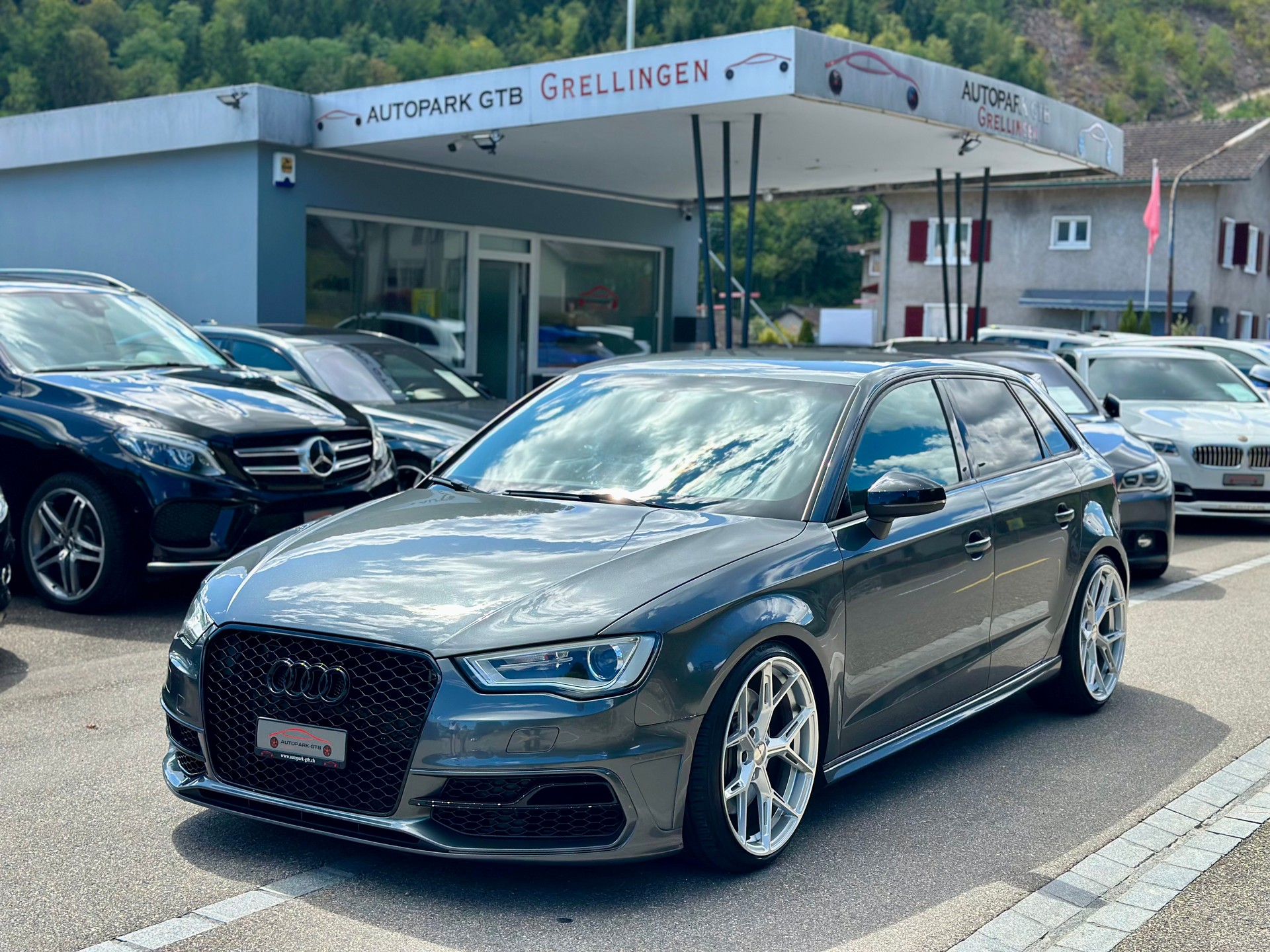 AUDI S3 Sportback 2.0 TFSI quattro S-tronic-image-0