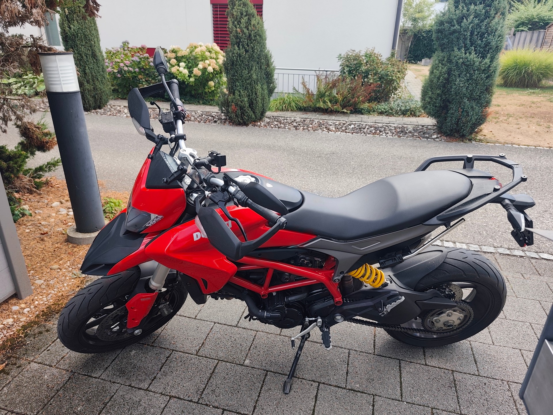DUCATI Hypermotard 821 SP
