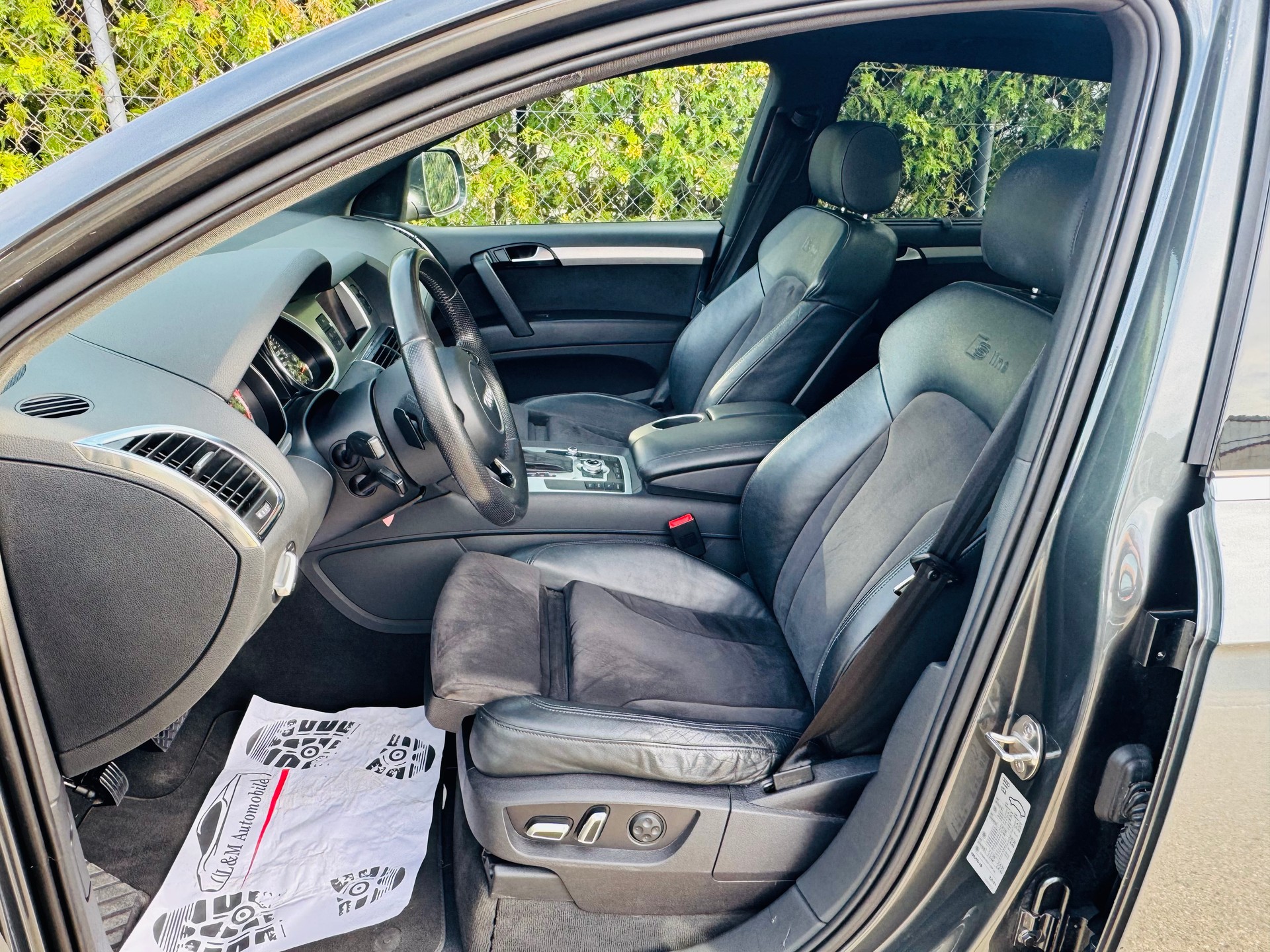 AUDI Q7 3.0 TDI Quattro Tiptronic 3x S-Line-image-10
