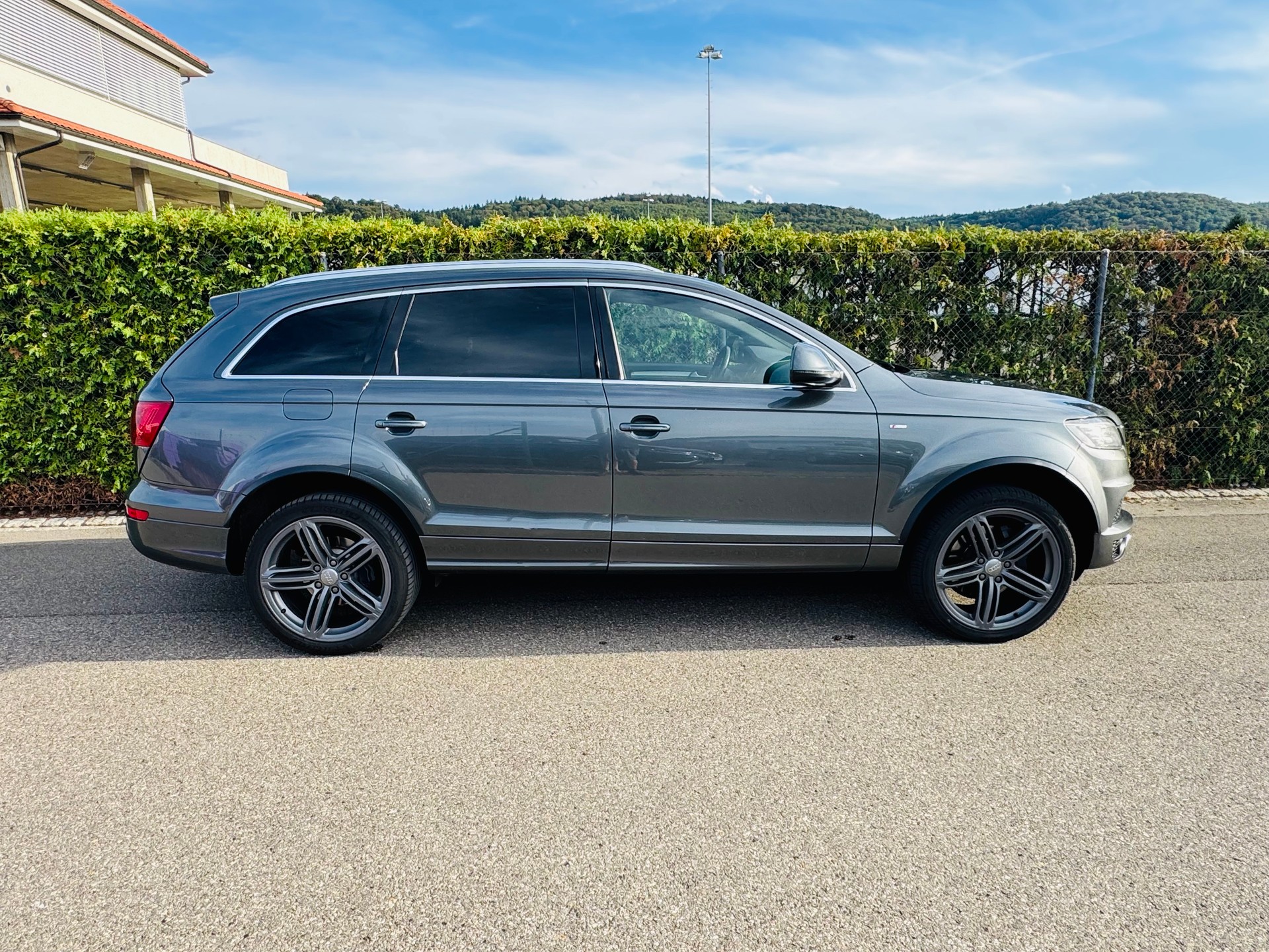 AUDI Q7 3.0 TDI Quattro Tiptronic 3x S-Line-image-7