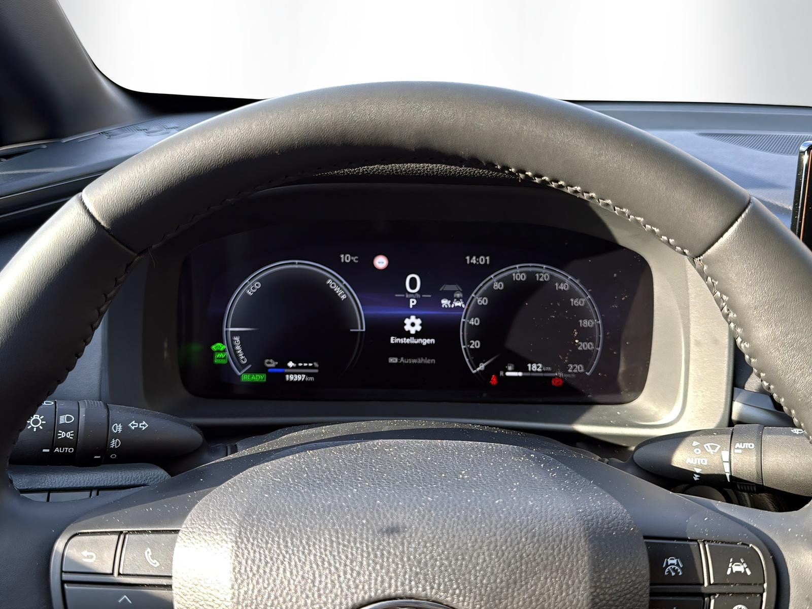 TOYOTA C-HR 2.0 PHEV Swiss Edition-image-9