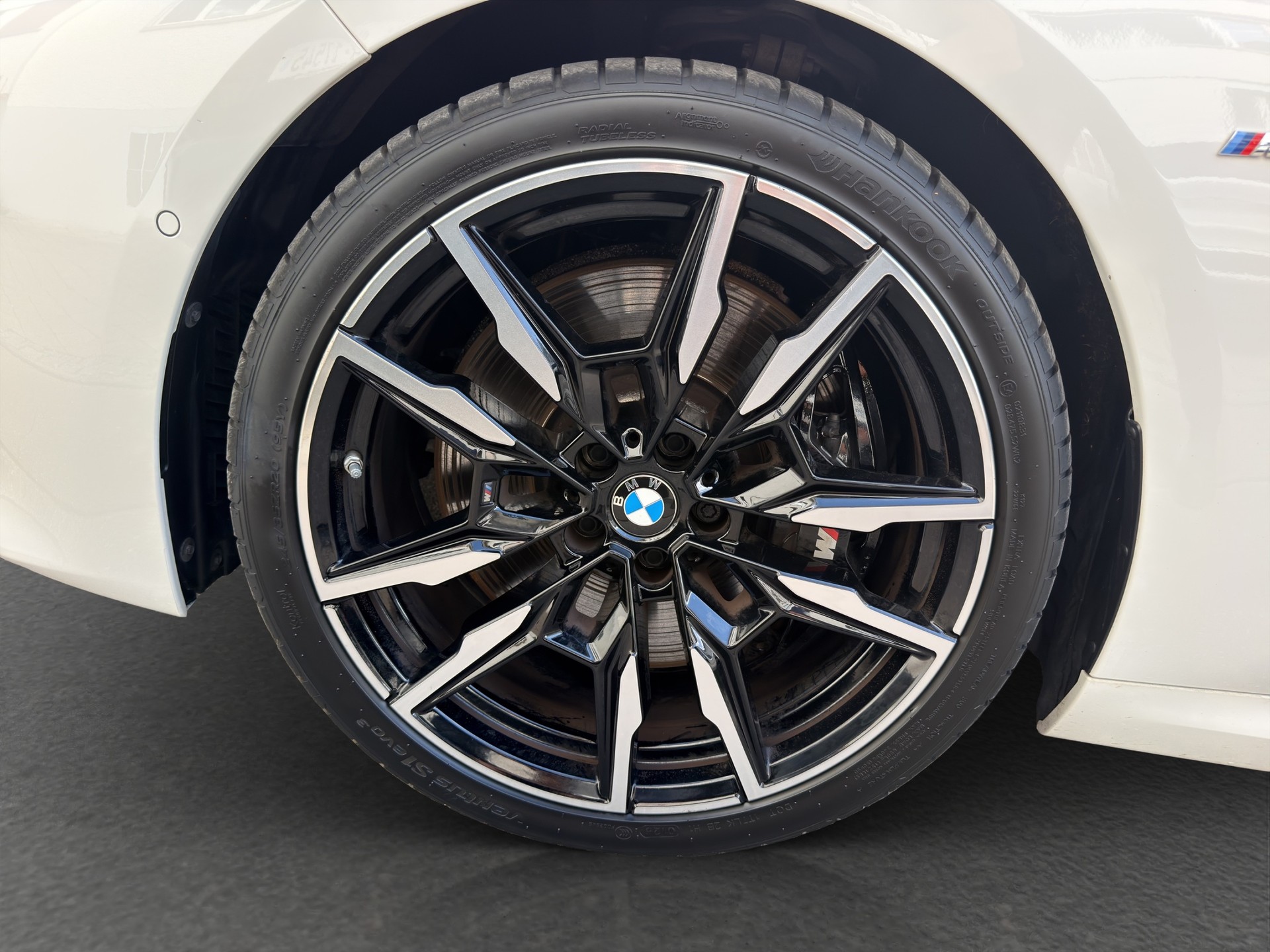 BMW M850i xDrive Steptronic-image-11